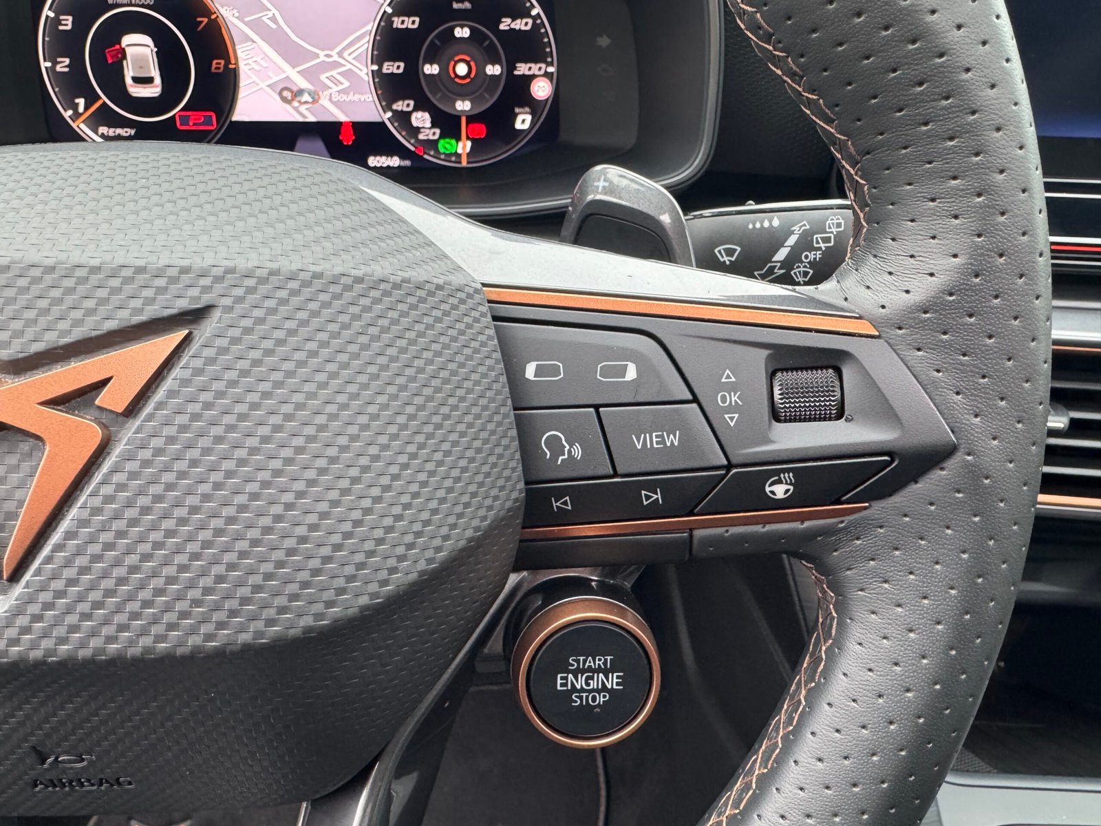 Cupra Leon 2.0 TSI 300ch VZ Cup DSG7 / Toit ouvrant panoramique / Sièges chauffants / Matrix led