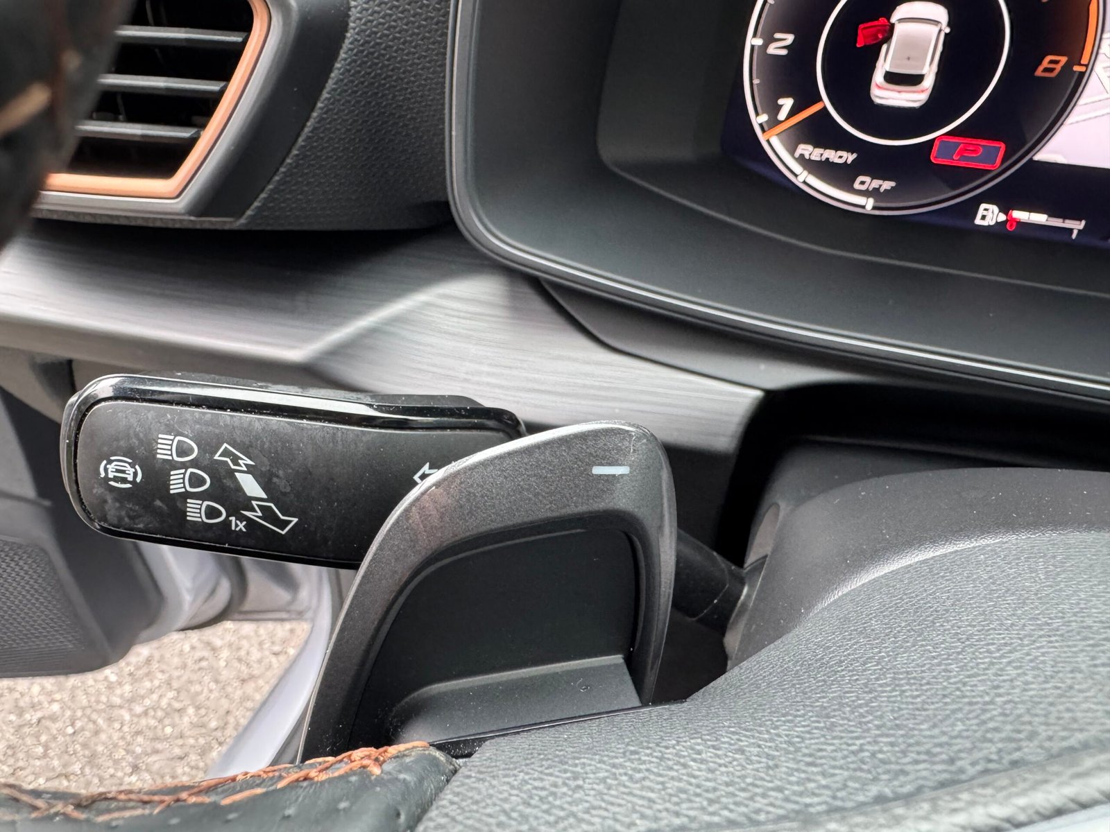 Cupra Leon 2.0 TSI 300ch VZ Cup DSG7 / Toit ouvrant panoramique / Sièges chauffants / Matrix led