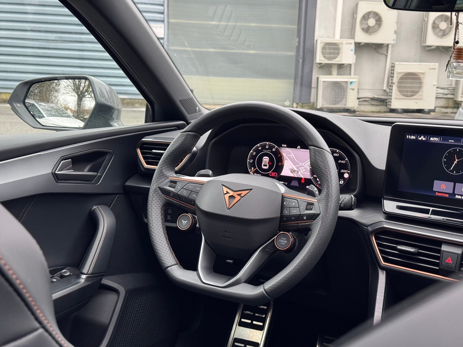 Cupra Leon 2.0 TSI 300ch VZ Cup DSG7 / Toit ouvrant panoramique / Sièges chauffants / Matrix led