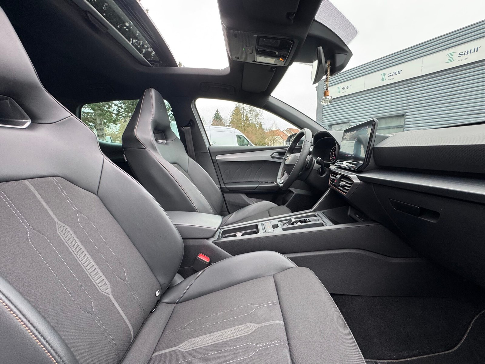 Cupra Leon 2.0 TSI 300ch VZ Cup DSG7 / Toit ouvrant panoramique / Sièges chauffants / Matrix led