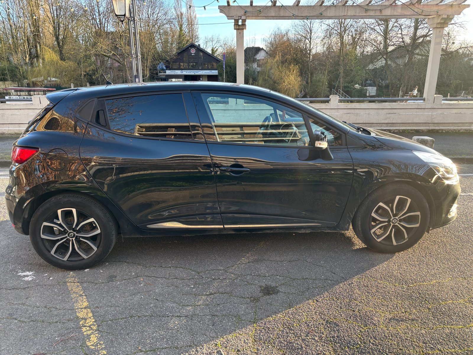 RENAULT Clio IV 1.2 TCE 118ch “Limited”