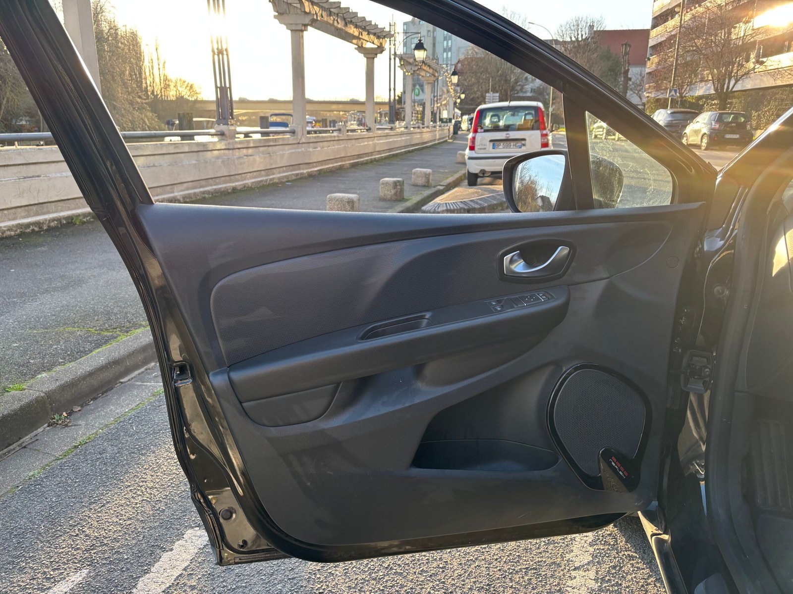 RENAULT Clio IV 1.2 TCE 118ch “Limited”