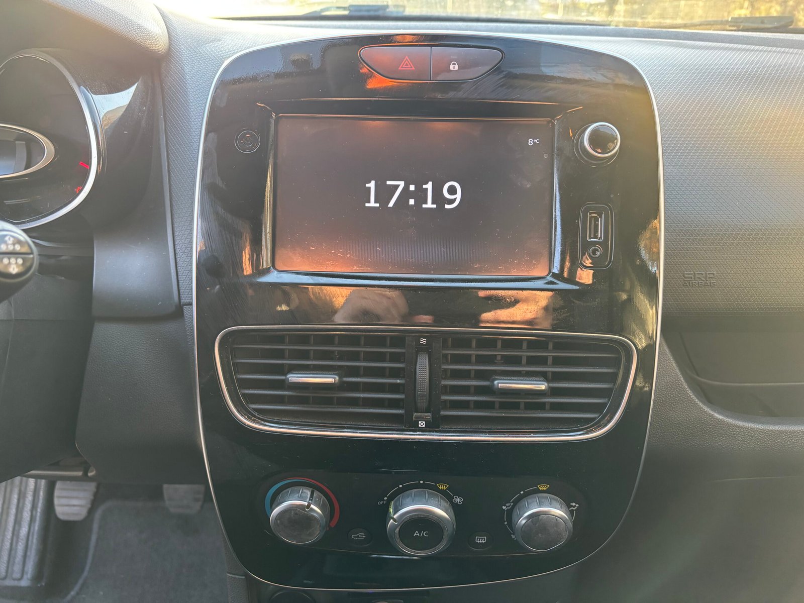 RENAULT Clio IV 1.2 TCE 118ch “Limited”