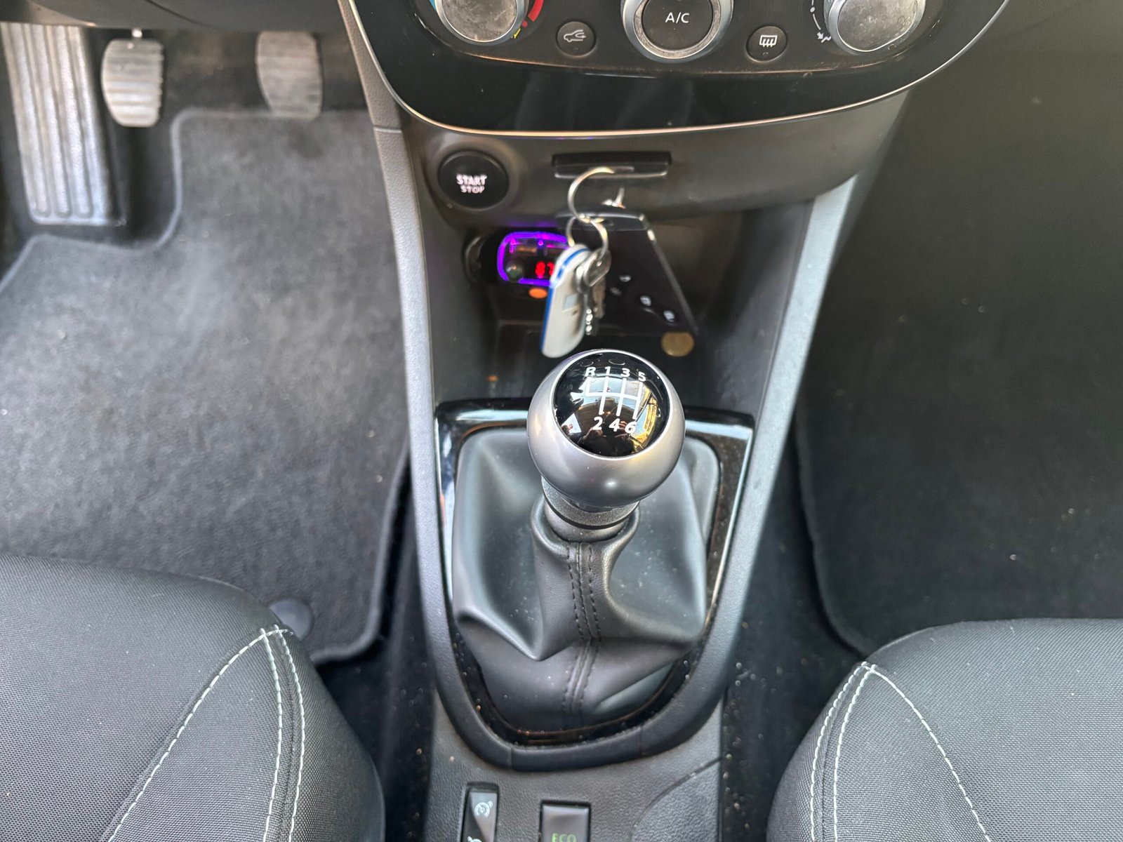 RENAULT Clio IV 1.2 TCE 118ch “Limited”