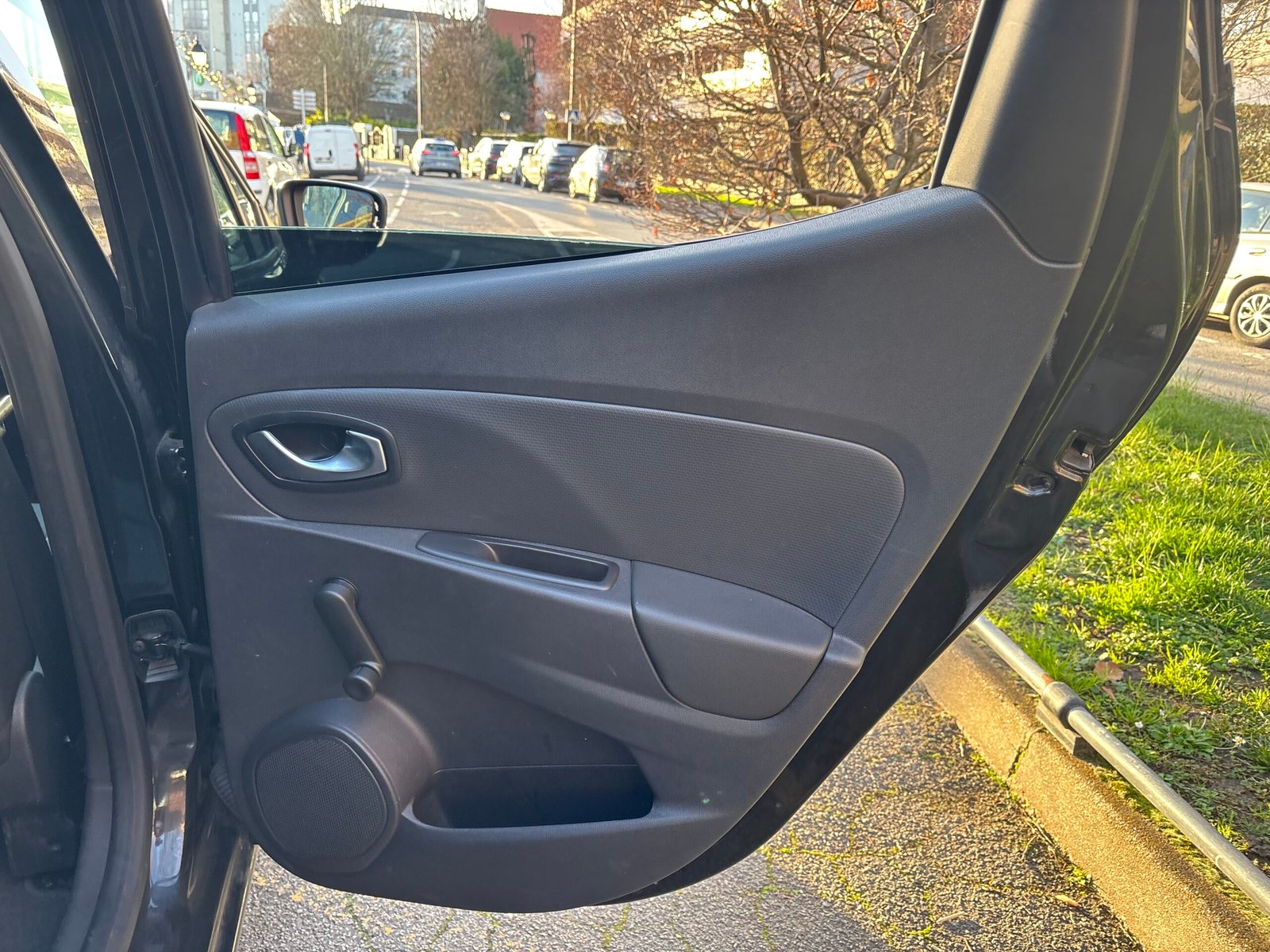 RENAULT Clio IV 1.2 TCE 118ch “Limited”