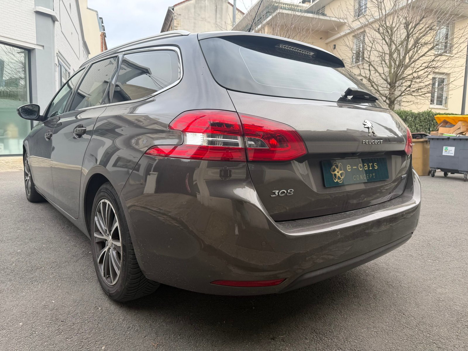 PEUGEOT 308 SW 1.2 130 cv Boîte auto