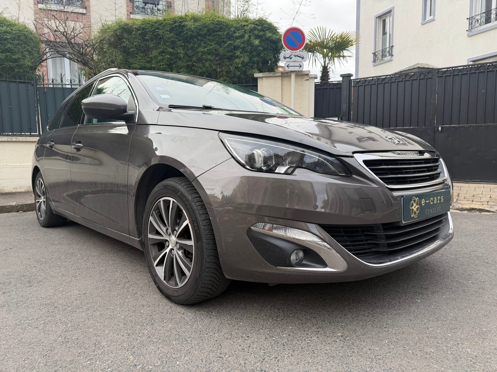 PEUGEOT 308 SW 1.2 130 cv Boîte auto
