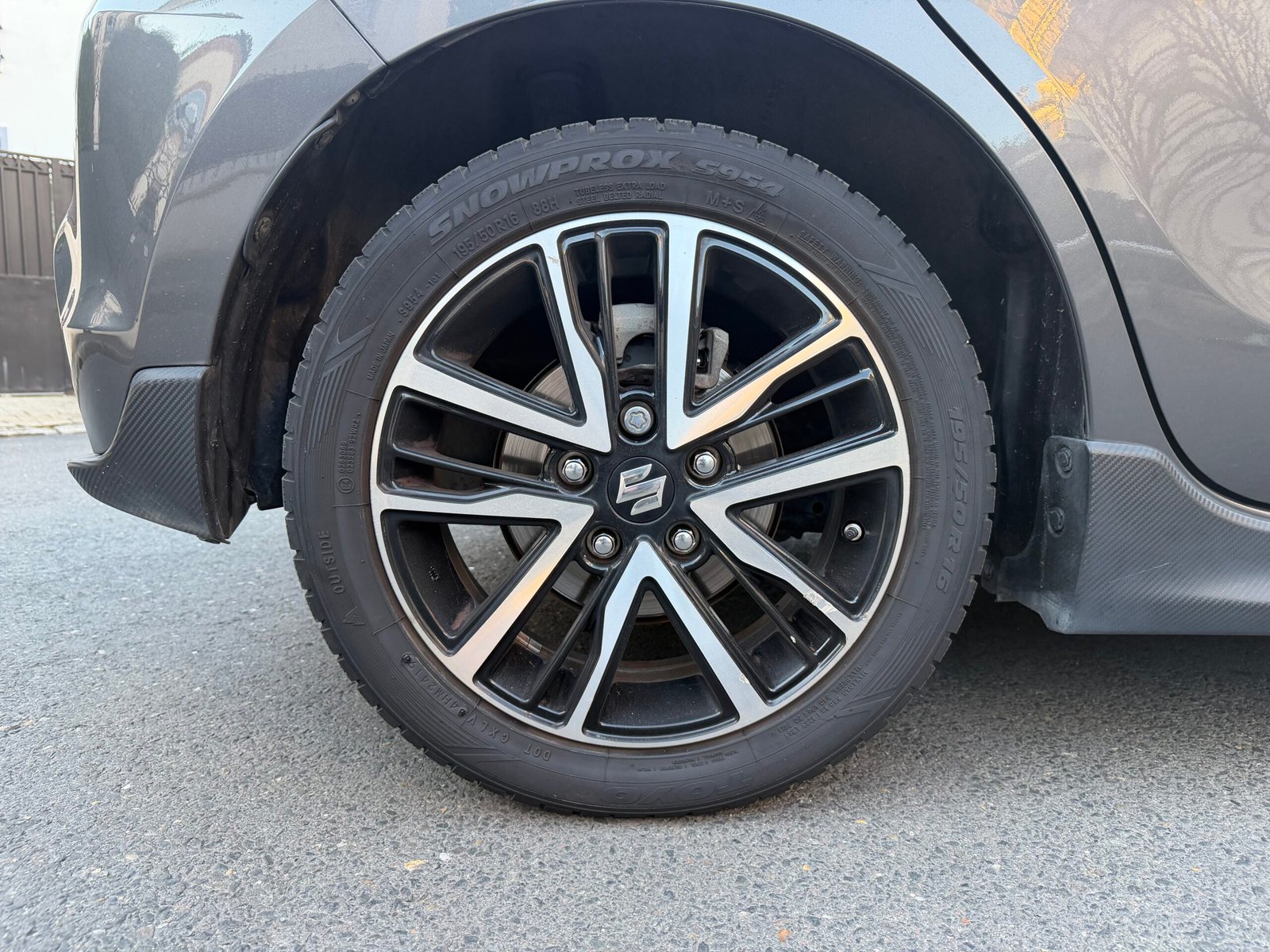 SUZUKI Swift sport 140ch