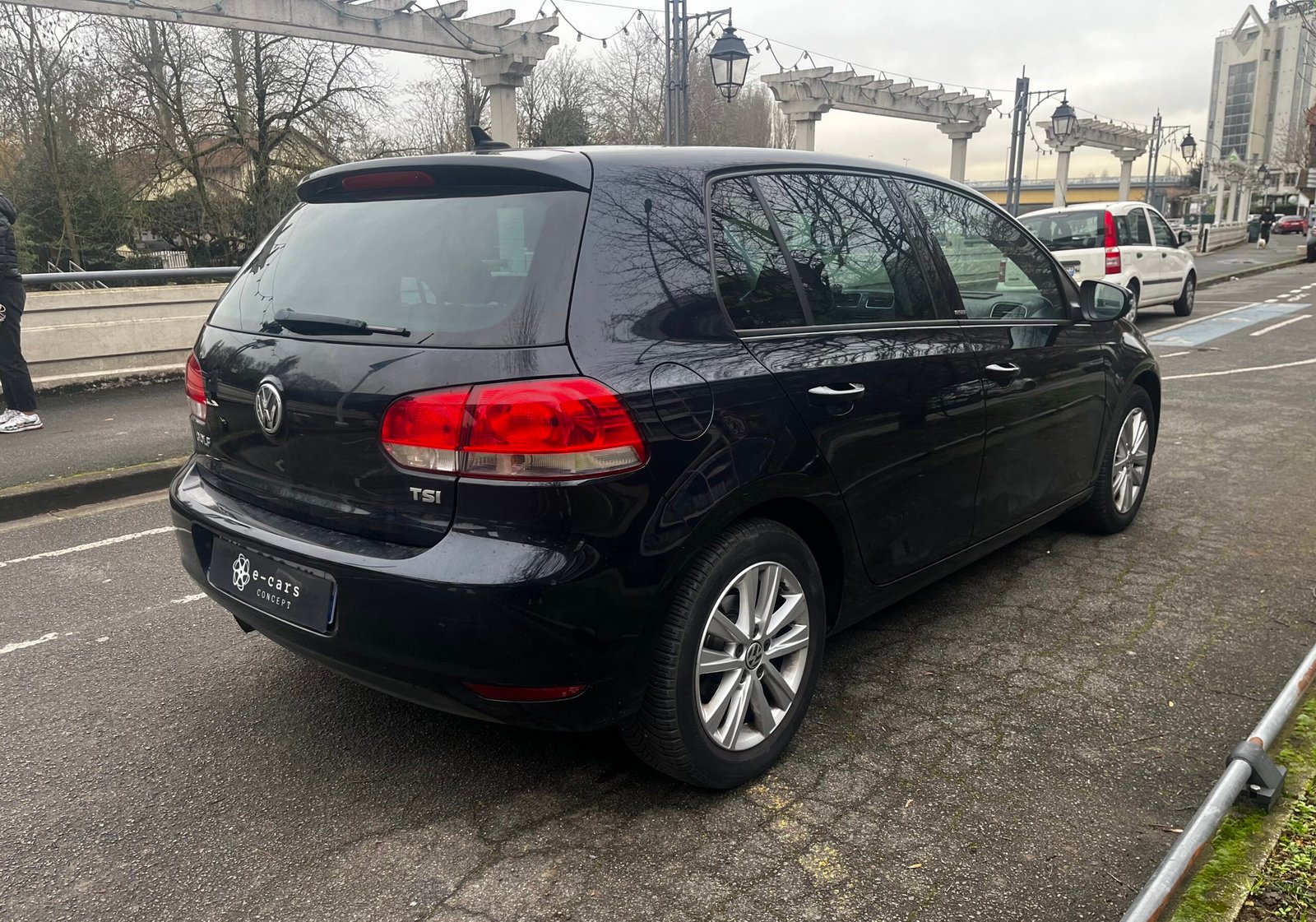 VOLKSWAGEN Golf VI 1.2 TSi DSG7 105Ch “Confortline”