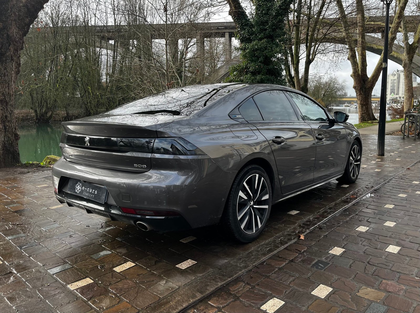 PEUGEOT 508 1.6 Hybrid EAT8 225Ch “GT”