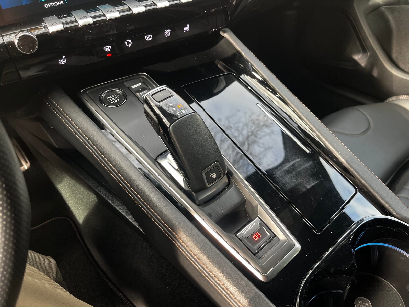 PEUGEOT 508 1.6 Hybrid EAT8 225Ch “GT”