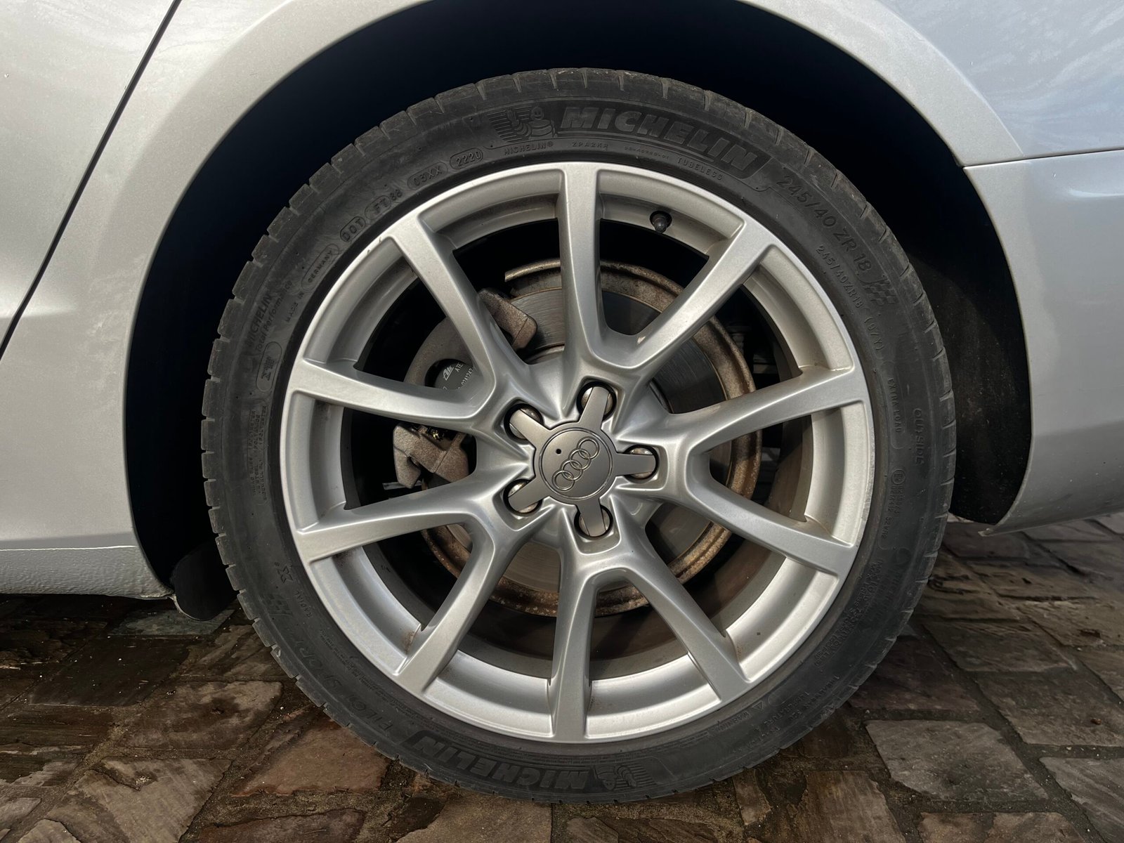 AUDI A5 Sportback 2.0 TFSI (Configuration boitier éthanol) 180Ch “Ambiente”