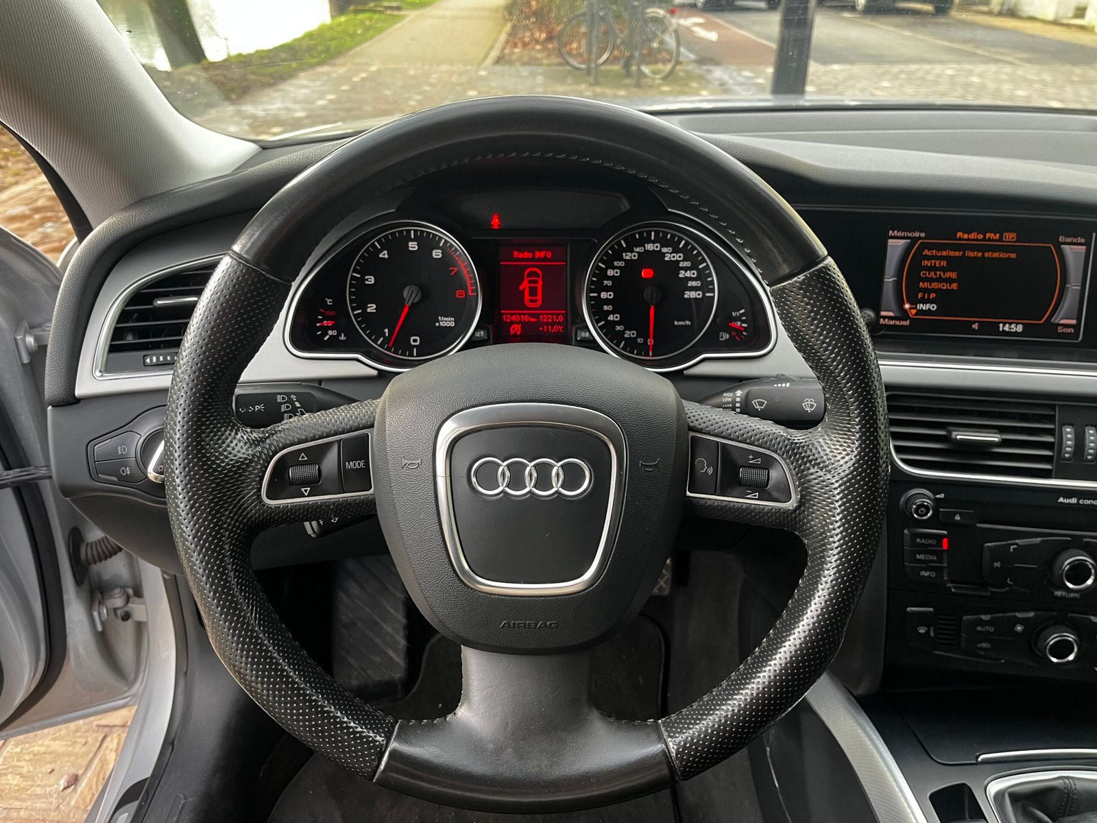 AUDI A5 Sportback 2.0 TFSI (Configuration boitier éthanol) 180Ch “Ambiente”