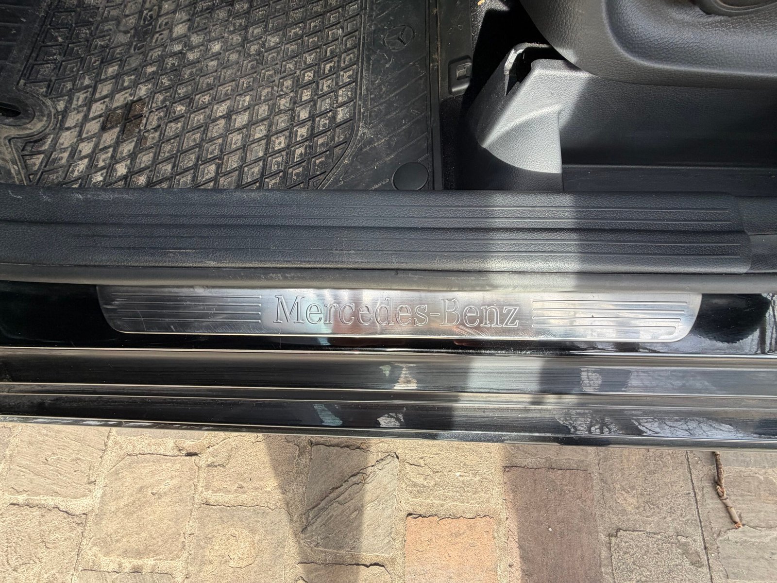 MERCEDES-BENZ Classe B 180 1.6 7G-DCT 122Ch “Starlight Edition”