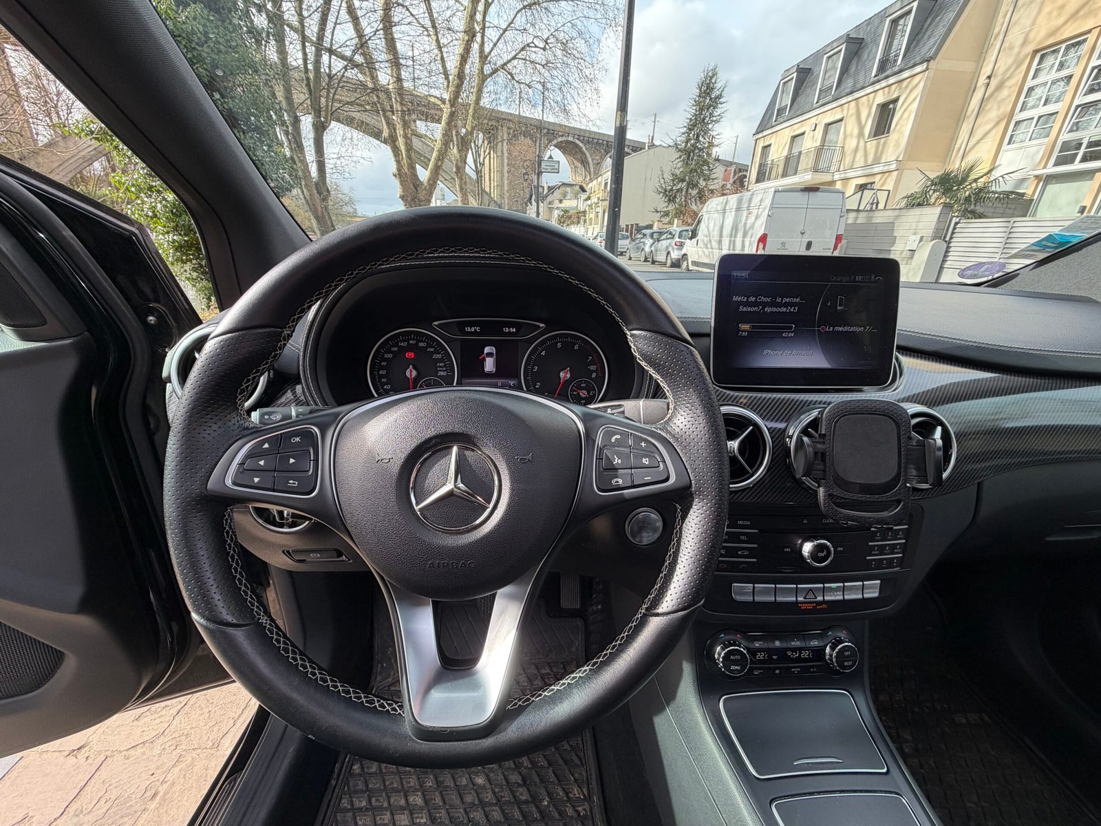 MERCEDES-BENZ Classe B 180 1.6 7G-DCT 122Ch “Starlight Edition”