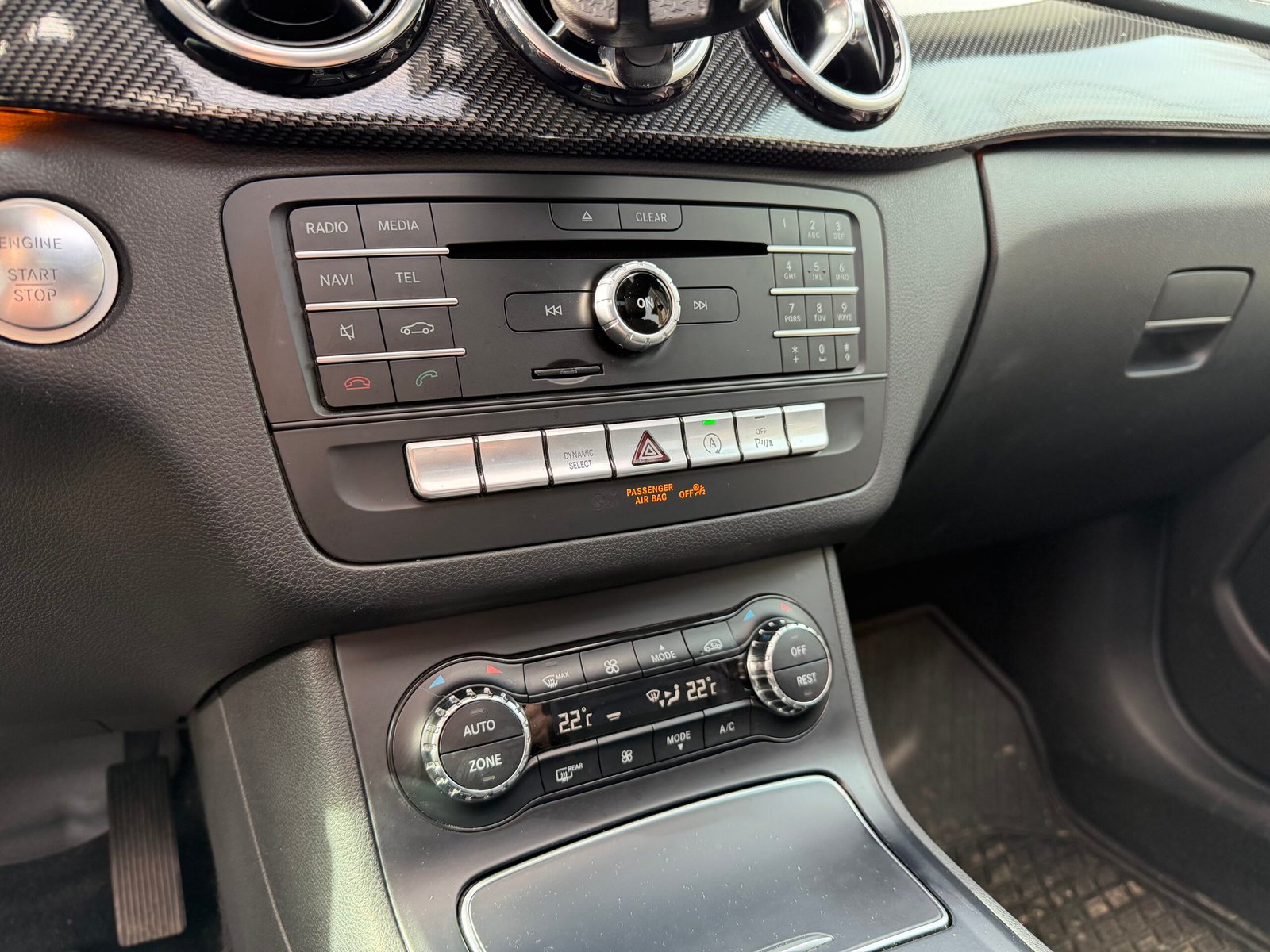 MERCEDES-BENZ Classe B 180 1.6 7G-DCT 122Ch “Starlight Edition”