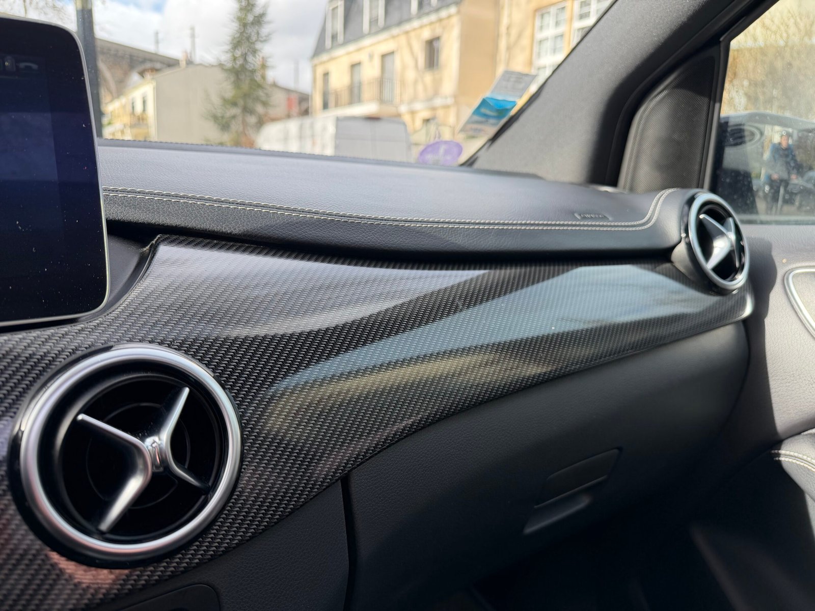 MERCEDES-BENZ Classe B 180 1.6 7G-DCT 122Ch “Starlight Edition”