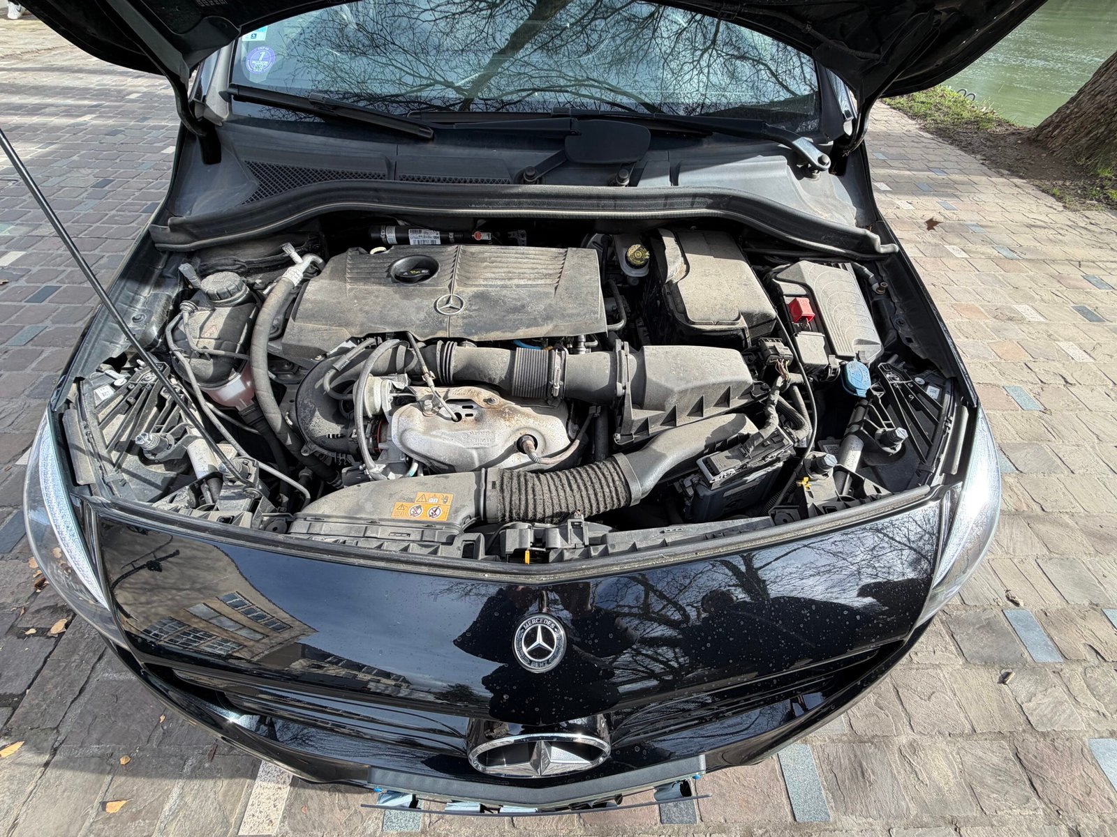 MERCEDES-BENZ Classe B 180 1.6 7G-DCT 122Ch “Starlight Edition”