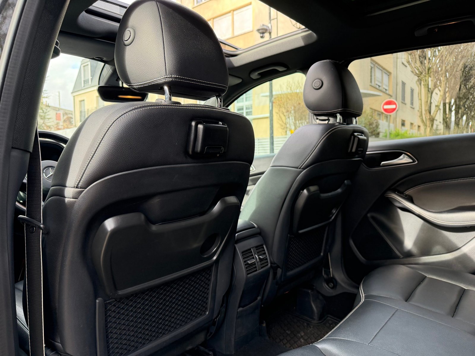 MERCEDES-BENZ Classe B 180 1.6 7G-DCT 122Ch “Starlight Edition”