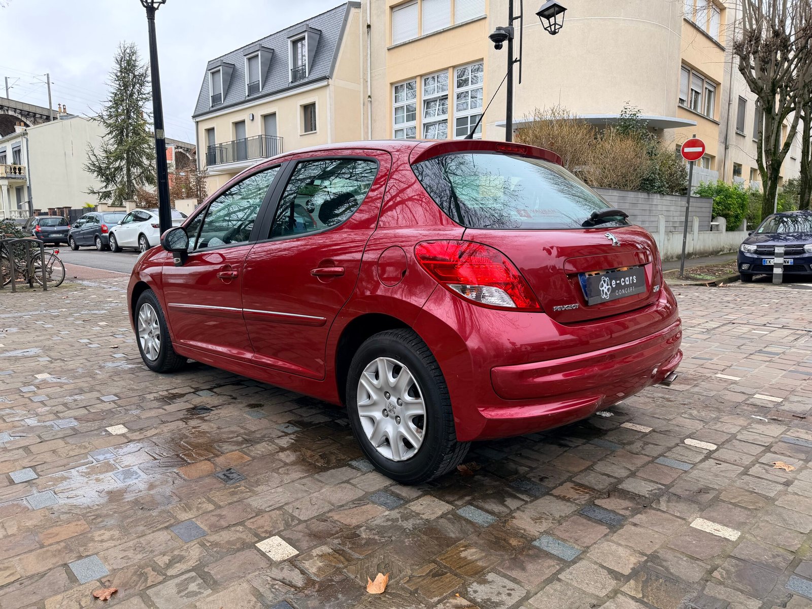 PEUGEOT 207 1.6 VTi 16V 120Ch “Premium”