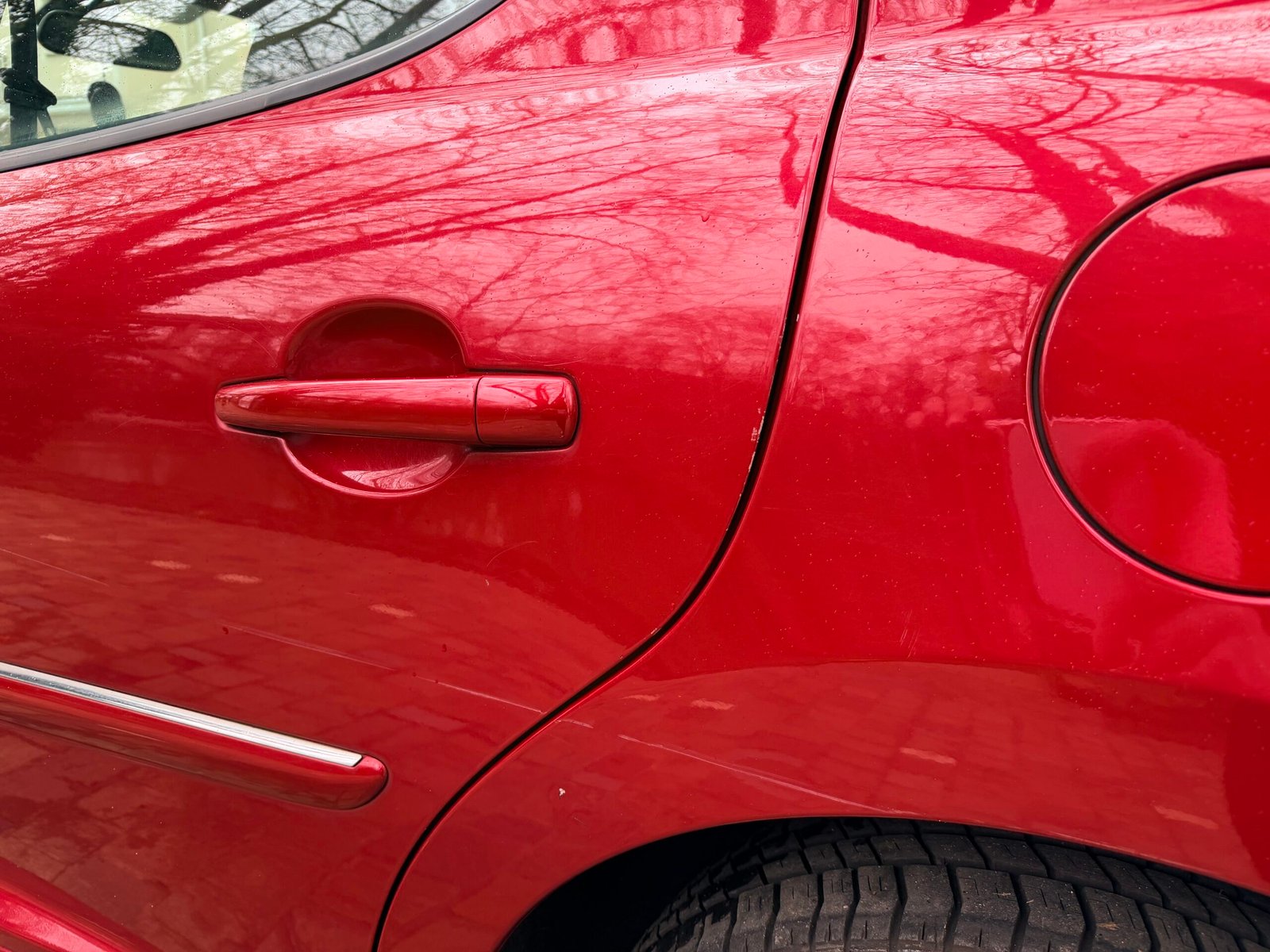 PEUGEOT 207 1.6 VTi 16V 120Ch “Premium”