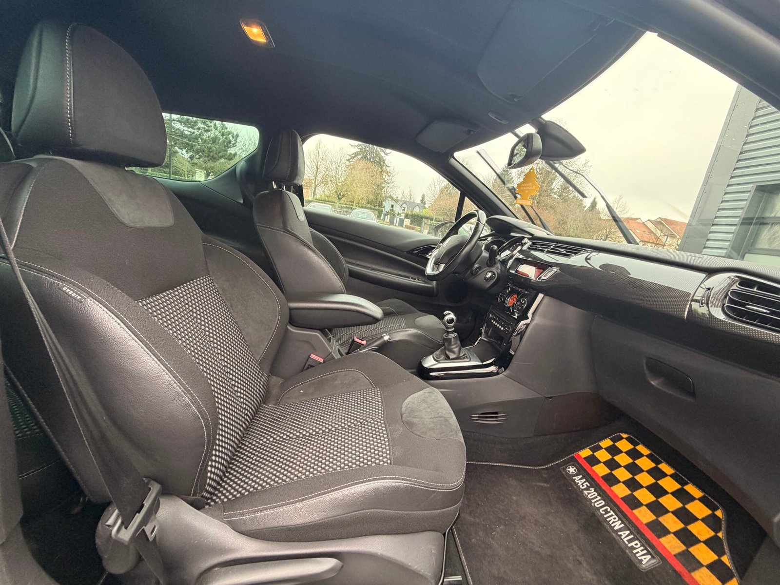 CITROËN DS3 1.6 THP 16V Airdream 156 cv Sport Chic