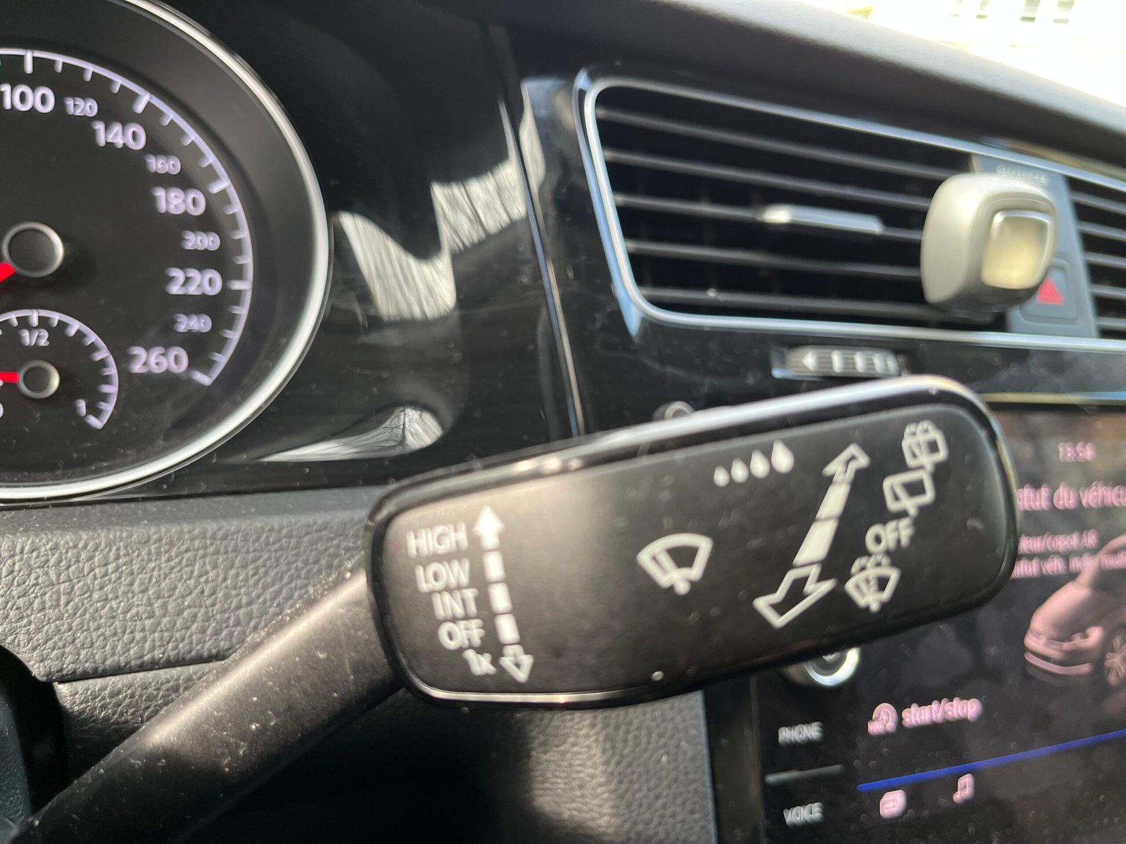 Volkswagen Golf VII Phase 2 TSI 150 Ch R Line