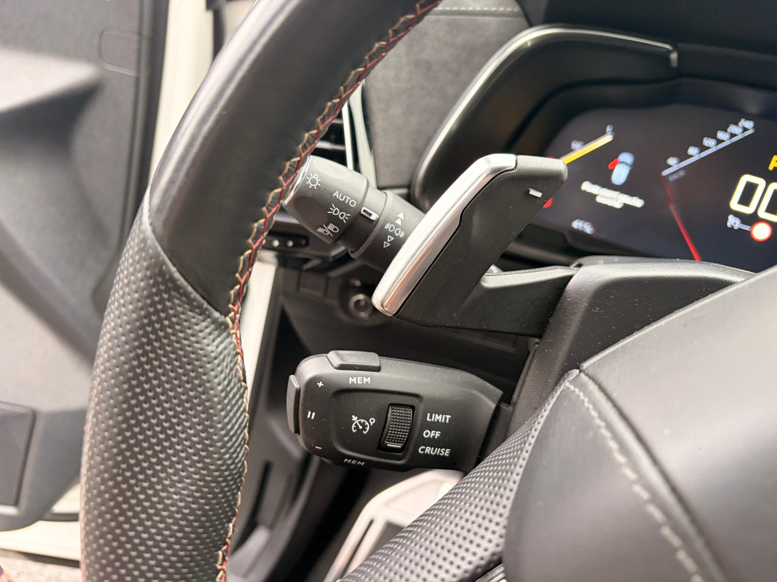 DS DS7 Crossback 1.6 THP 16V S&S 180 cv Boîte auto Performance Line