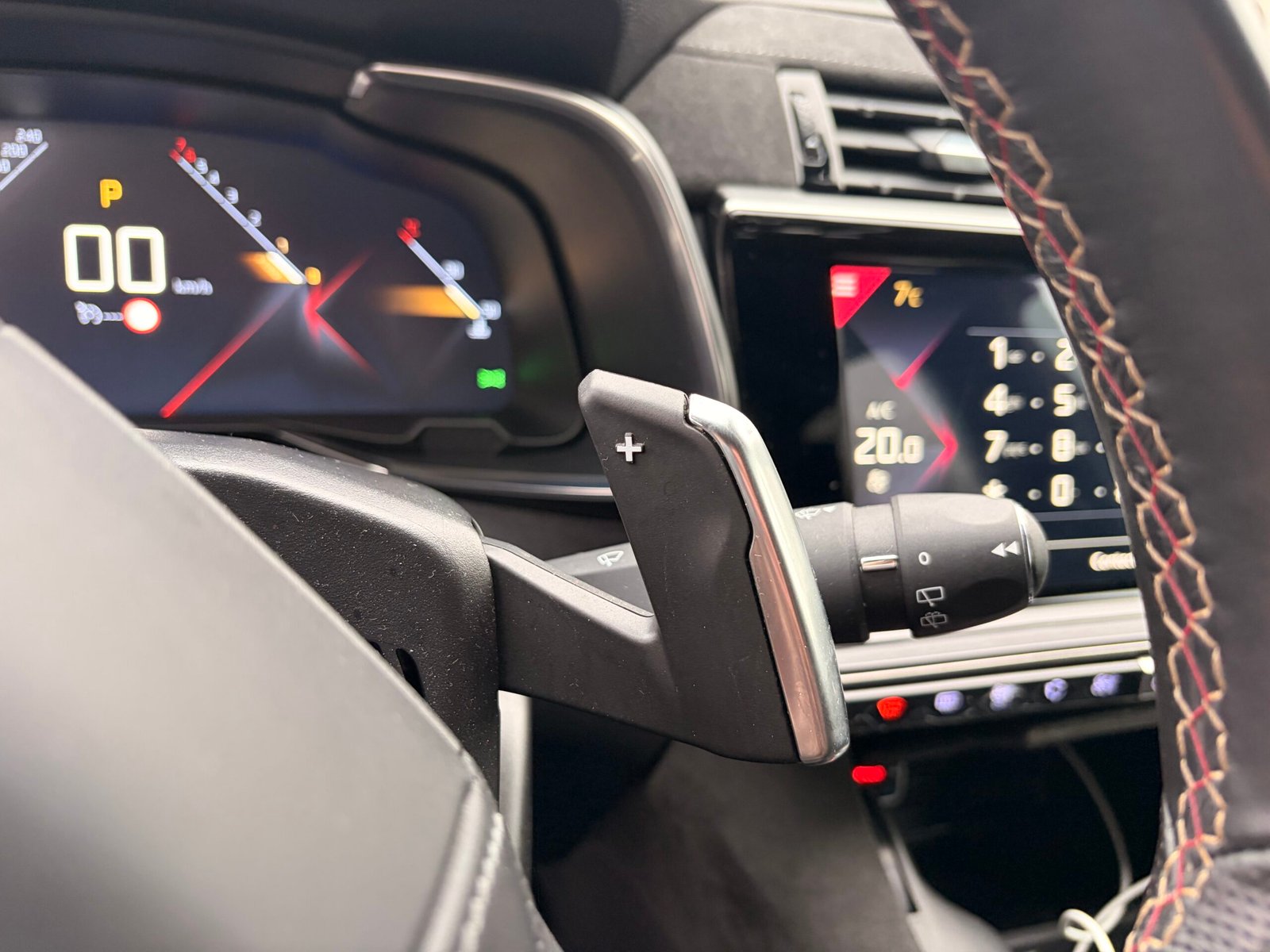 DS DS7 Crossback 1.6 THP 16V S&S 180 cv Boîte auto Performance Line