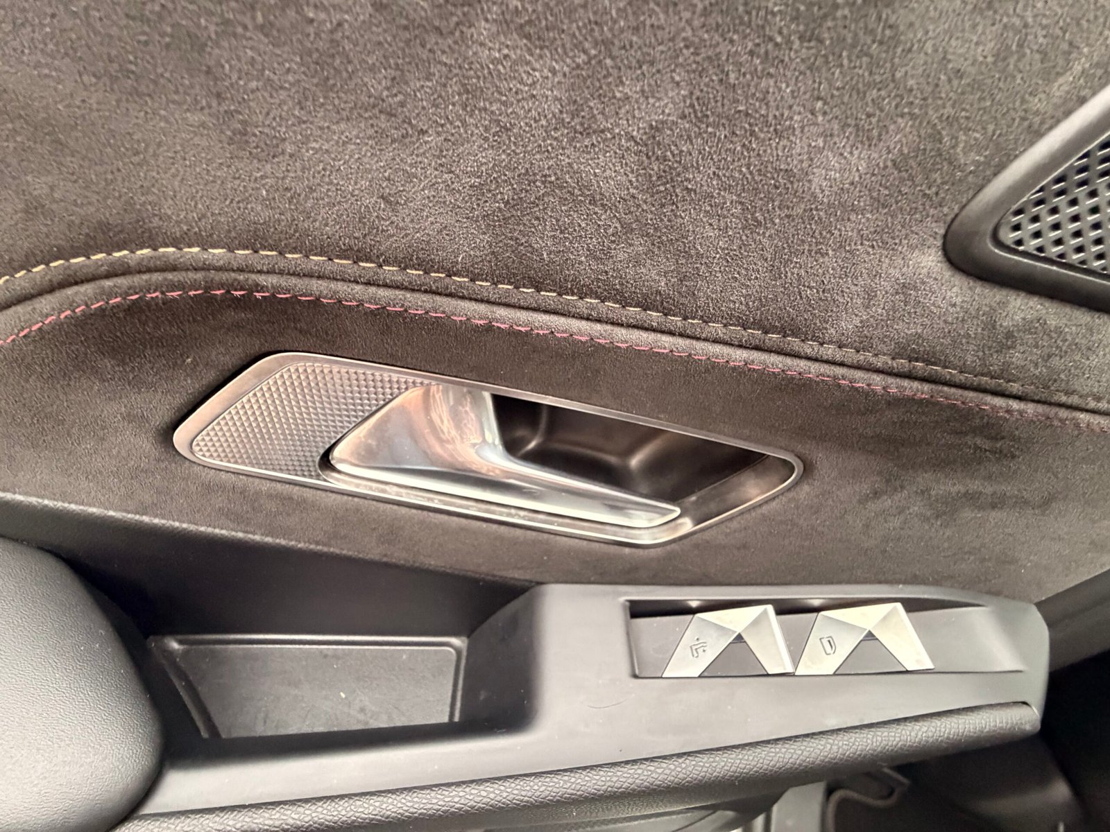 DS DS7 Crossback 1.6 THP 16V S&S 180 cv Boîte auto Performance Line