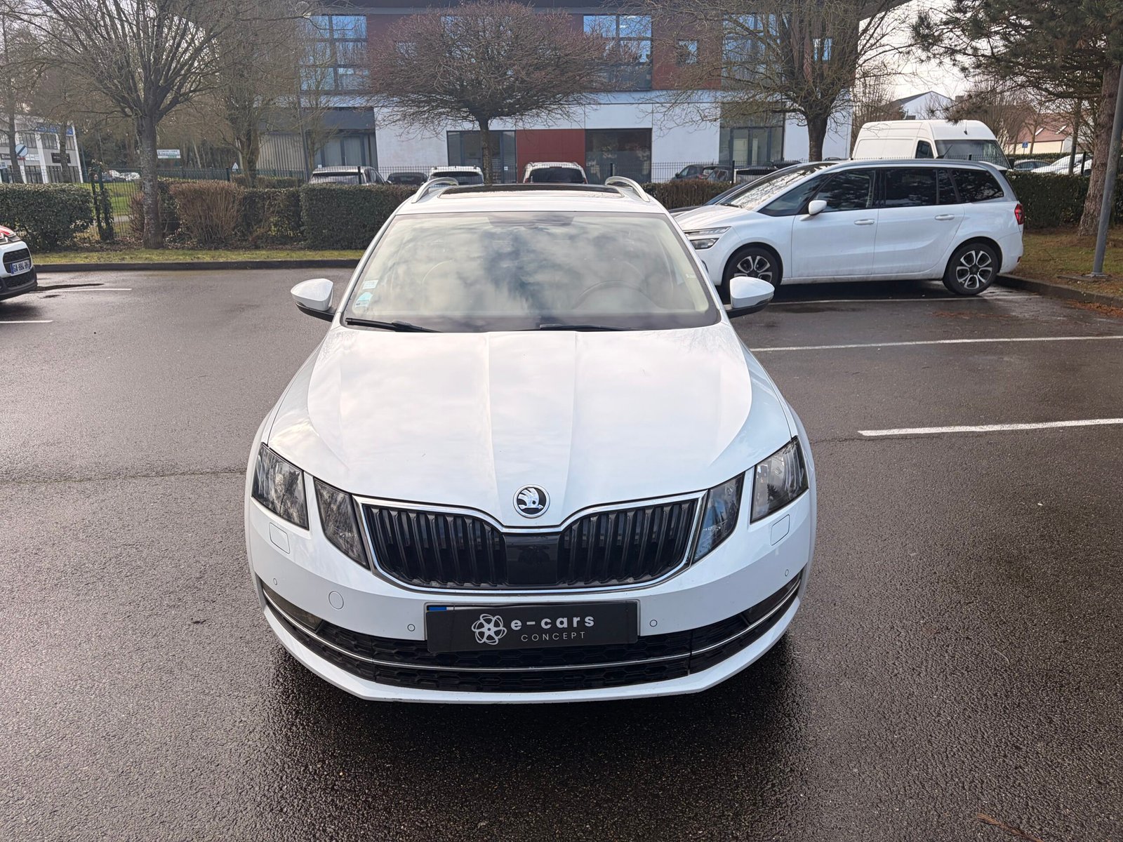 SKODA Octavia (5E5) Combi Phase 2 1.8 TFSi 16V DSG7 180 cv Boîte auto