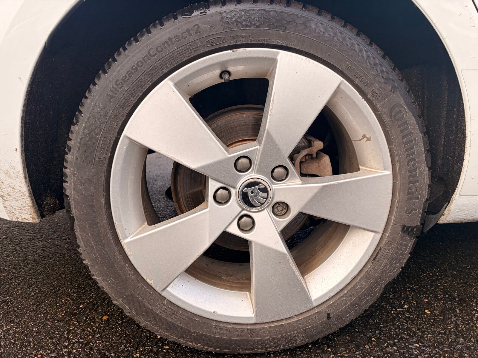 SKODA Octavia (5E5) Combi Phase 2 1.8 TFSi 16V DSG7 180 cv Boîte auto