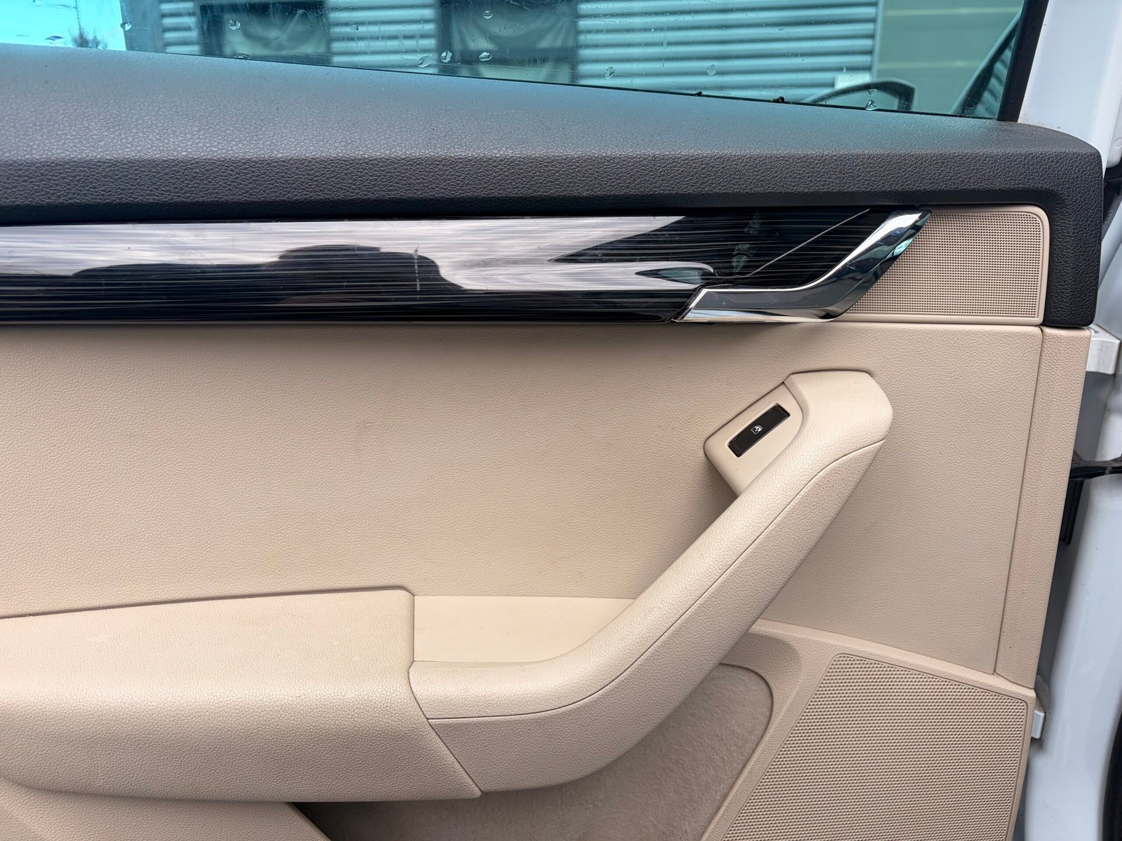 SKODA Octavia (5E5) Combi Phase 2 1.8 TFSi 16V DSG7 180 cv Boîte auto