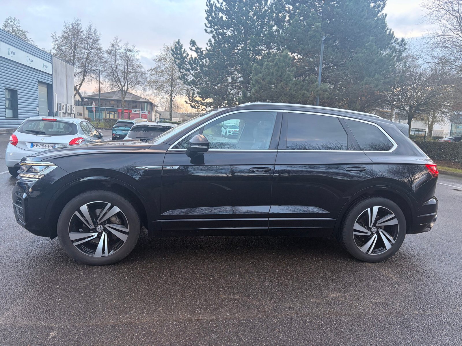 VOLKSWAGEN Touareg III 3.0 TDi V6 24V DPF Blue motion Tiptronic 286 cv Boîte auto R-line