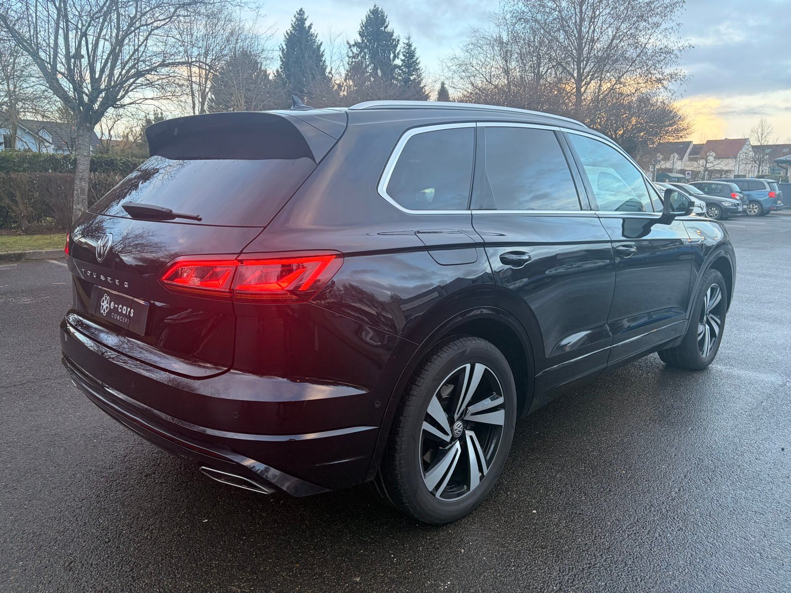 VOLKSWAGEN Touareg III 3.0 TDi V6 24V DPF Blue motion Tiptronic 286 cv Boîte auto R-line