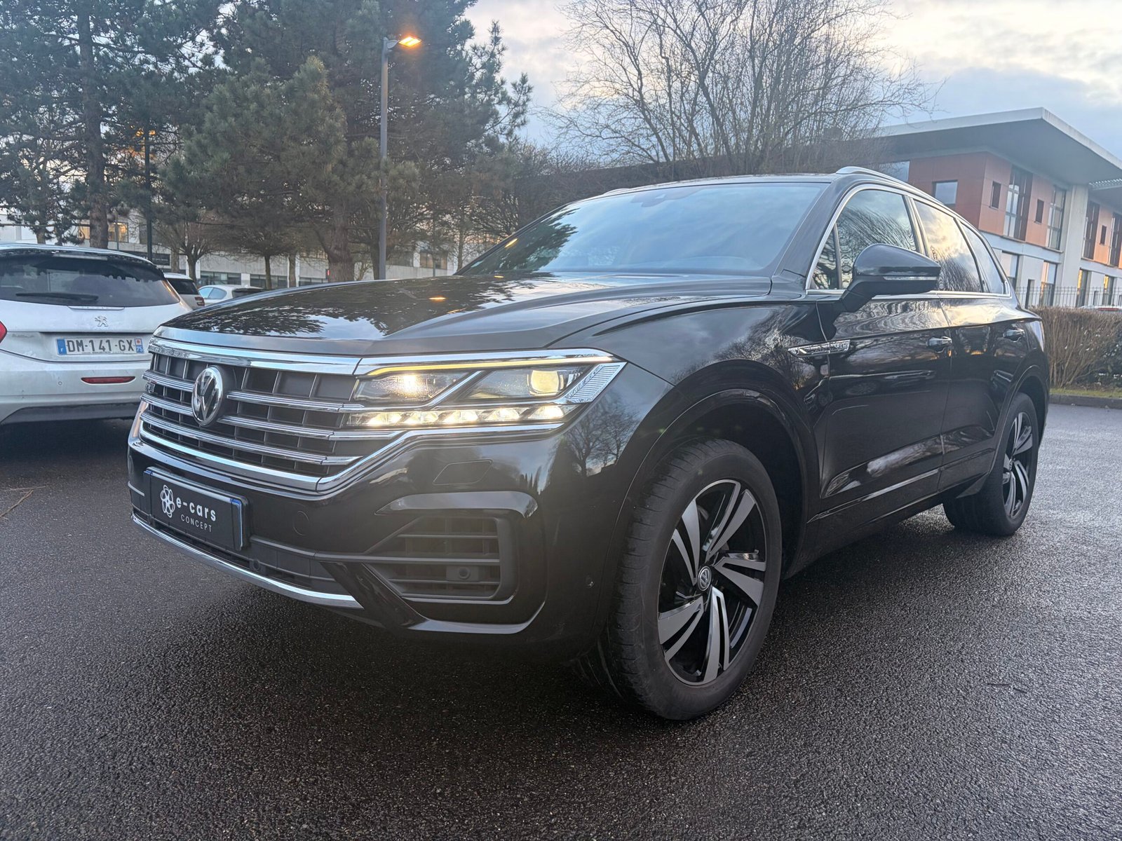 VOLKSWAGEN Touareg III 3.0 TDi V6 24V DPF Blue motion Tiptronic 286 cv Boîte auto R-line