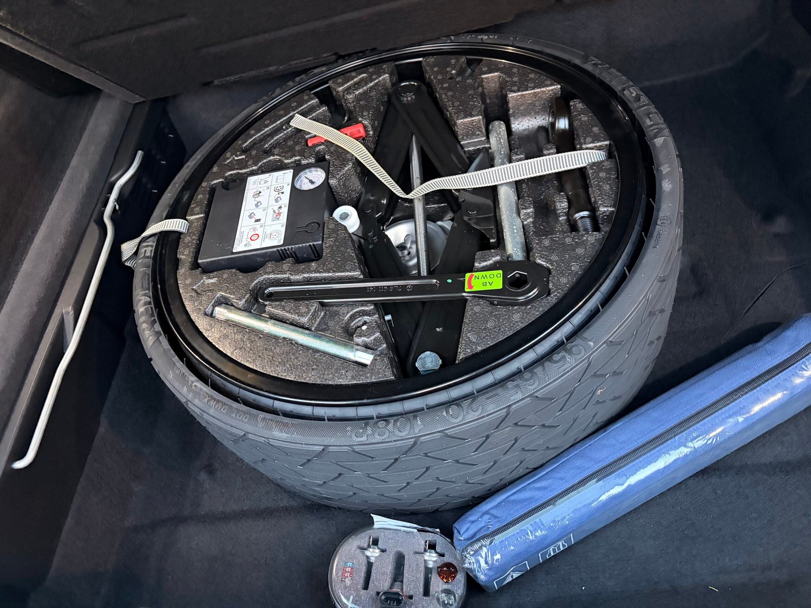 VOLKSWAGEN Touareg III 3.0 TDi V6 24V DPF Blue motion Tiptronic 286 cv Boîte auto R-line