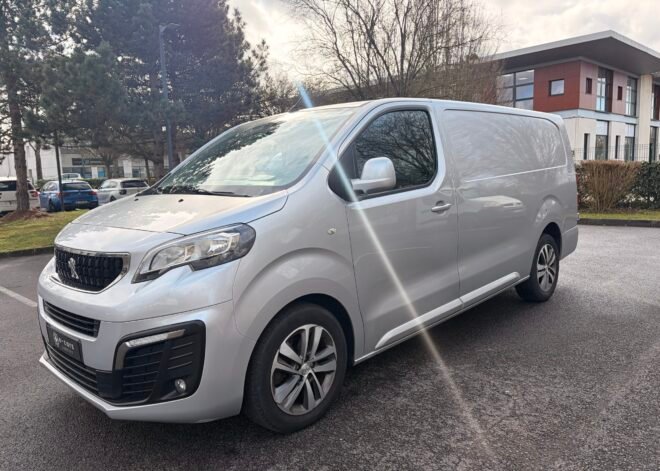 PEUGEOT Expert III VUL Long 2.0 Blue HDi 16V Fourgon long EAT6 S&S 177 cv Boîte auto