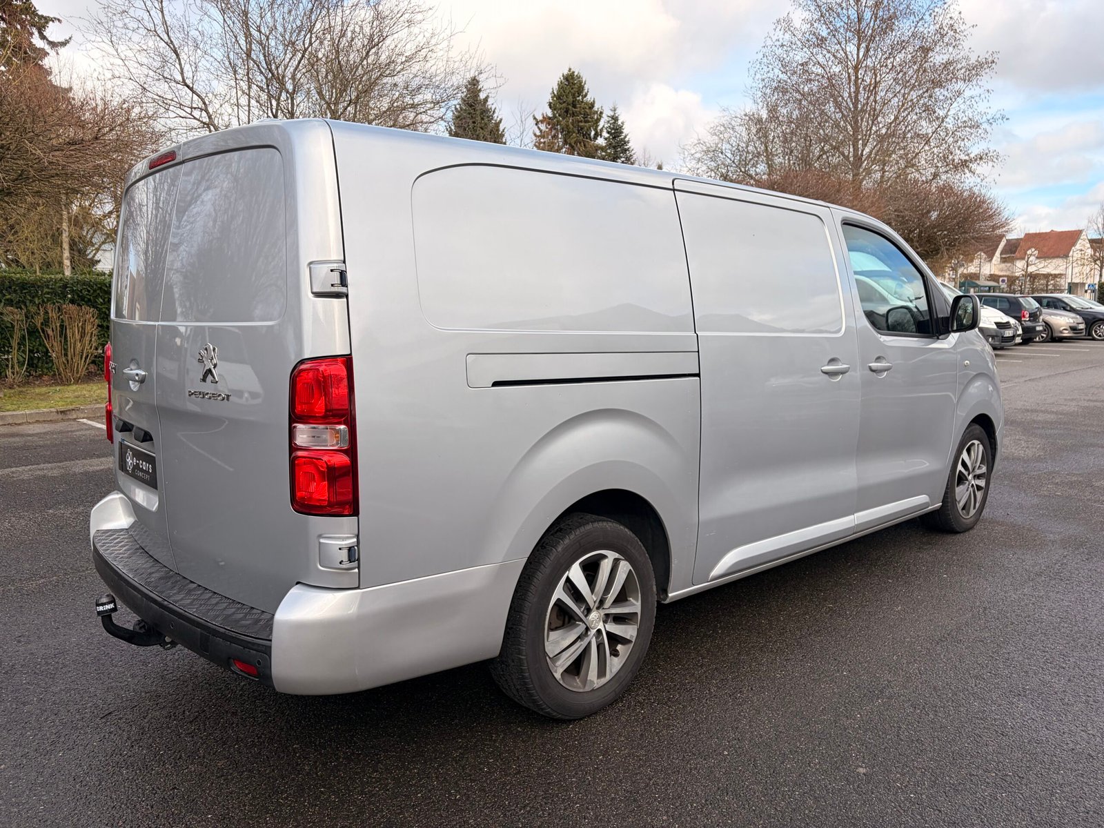 PEUGEOT Expert III VUL Long 2.0 Blue HDi 16V Fourgon long EAT6 S&S 177 cv Boîte auto