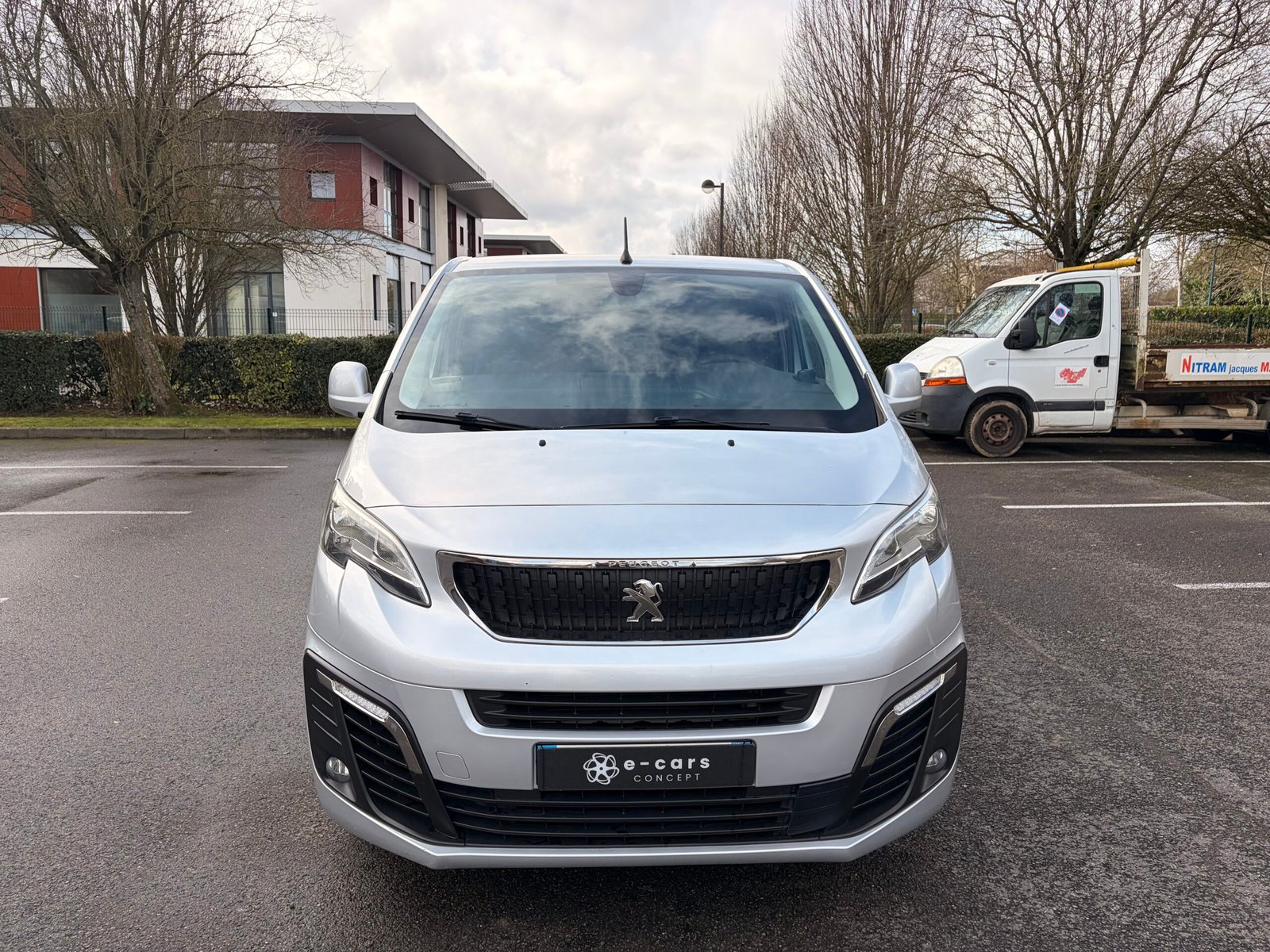 PEUGEOT Expert III VUL Long 2.0 Blue HDi 16V Fourgon long EAT6 S&S 177 cv Boîte auto