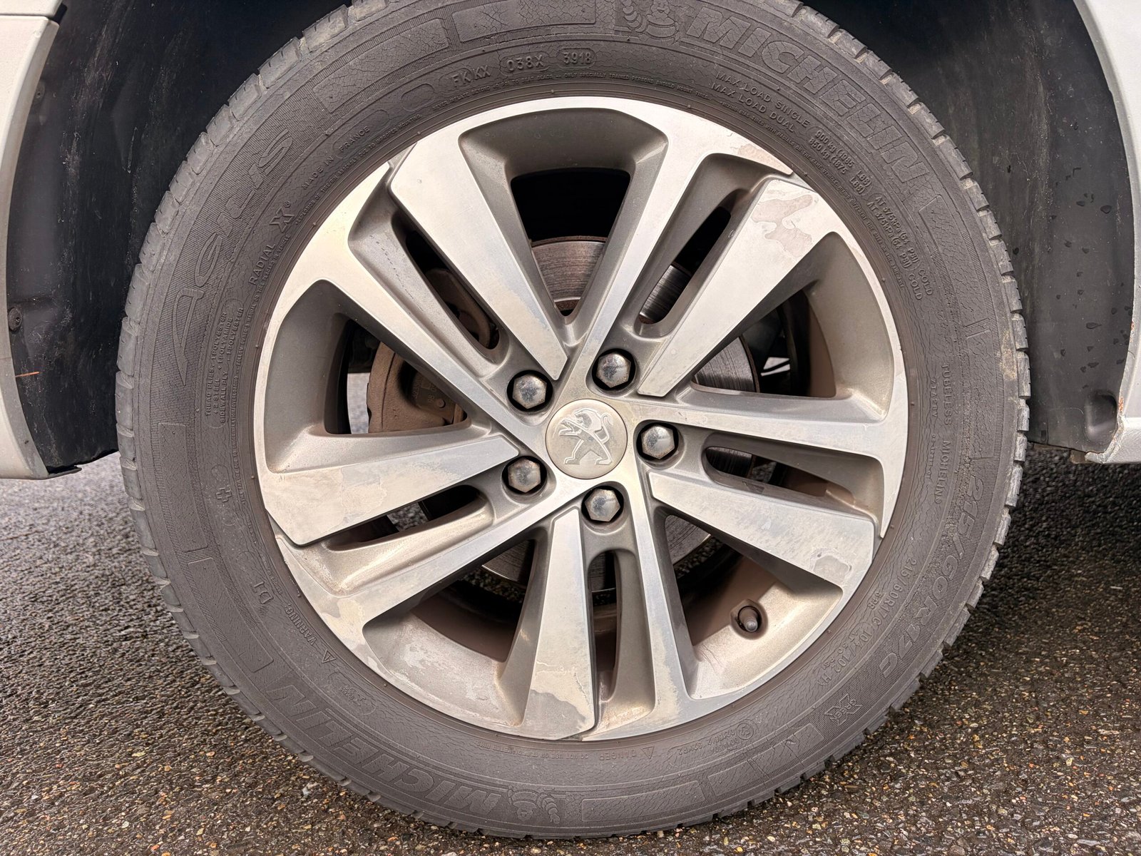 PEUGEOT Expert III VUL Long 2.0 Blue HDi 16V Fourgon long EAT6 S&S 177 cv Boîte auto