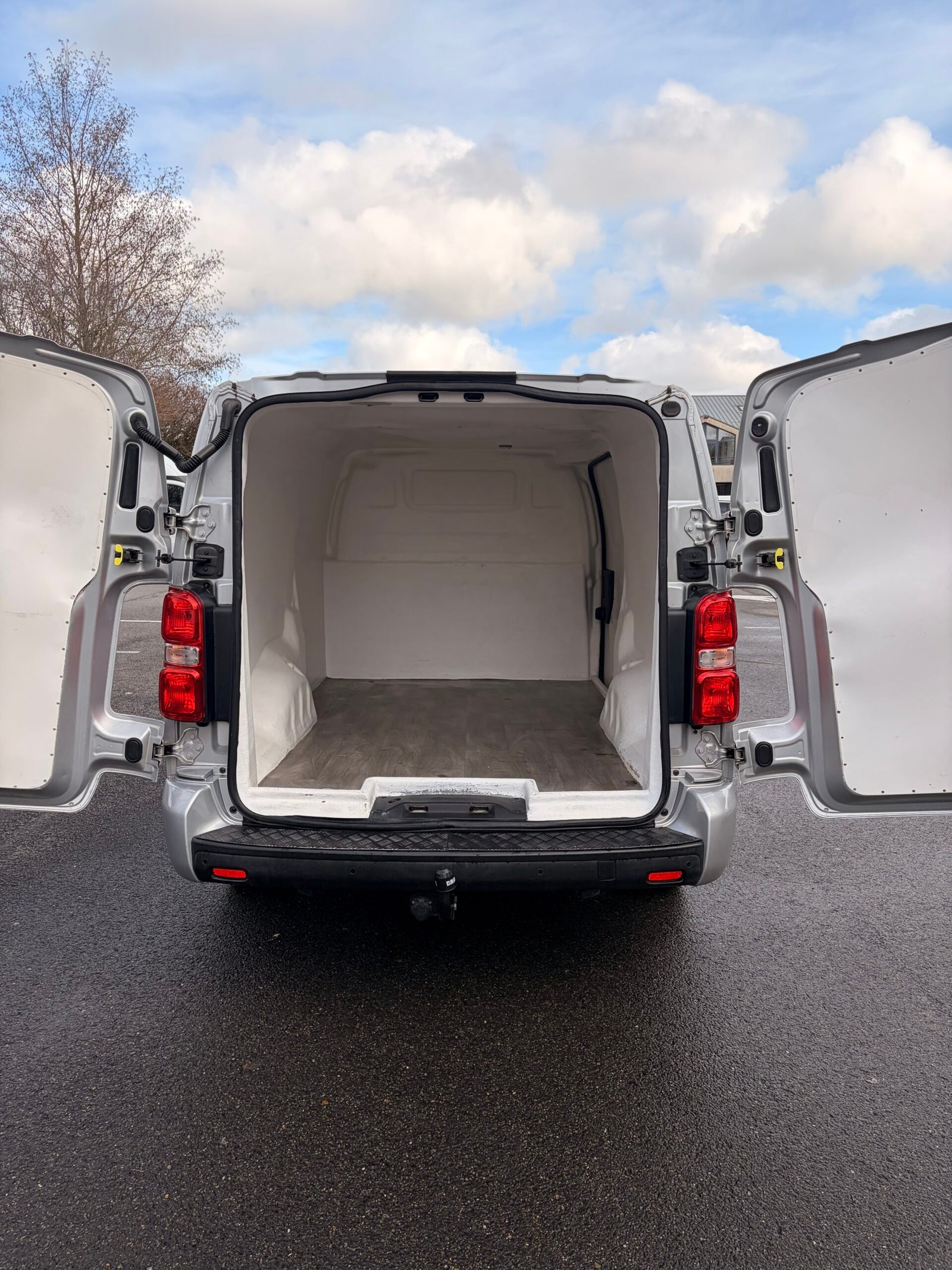 PEUGEOT Expert III VUL Long 2.0 Blue HDi 16V Fourgon long EAT6 S&S 177 cv Boîte auto