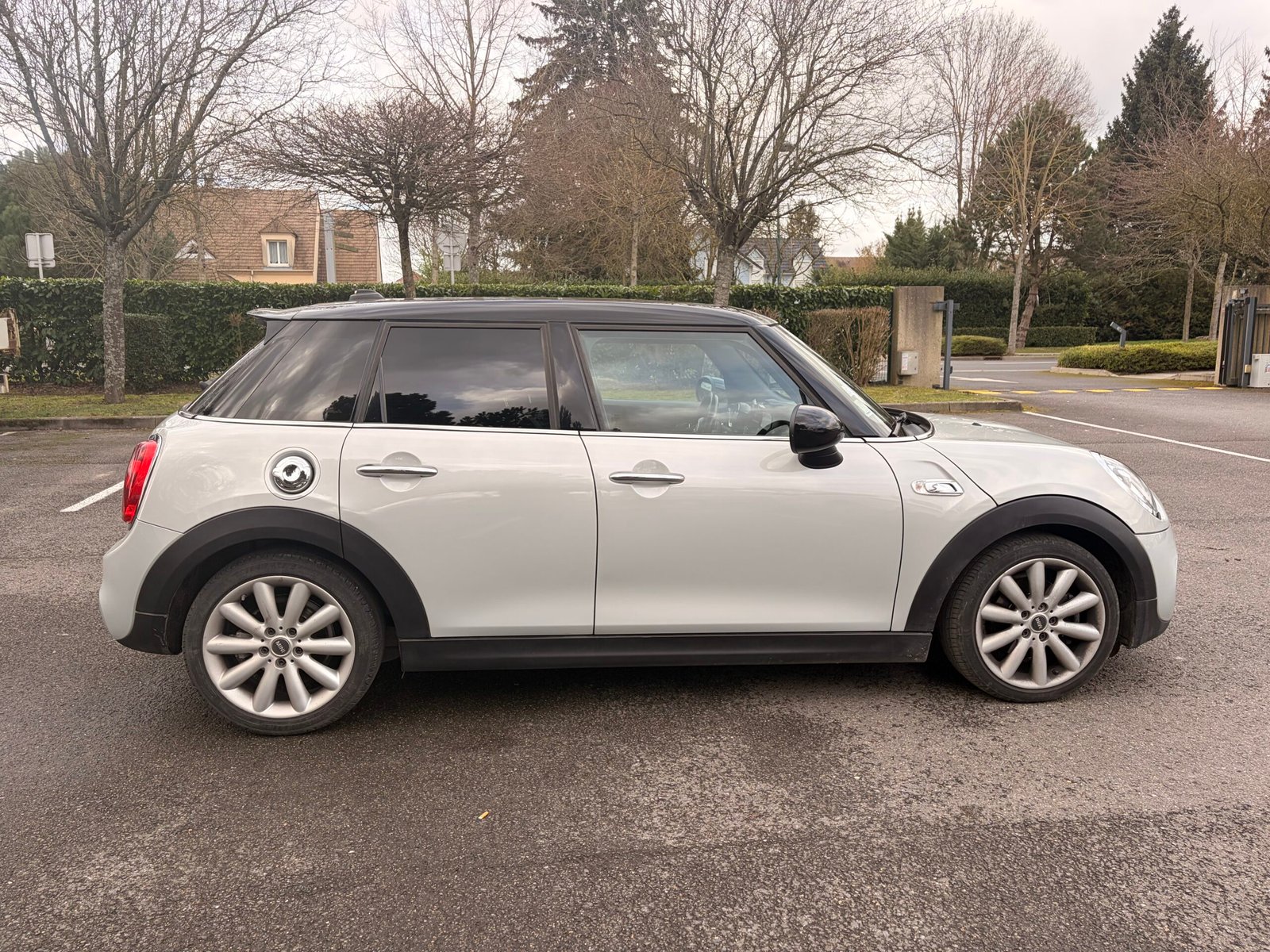 MINI MINI 3 (F55) 5 Portes Cooper SD 2.0 d 16V 170 cv Boîte auto