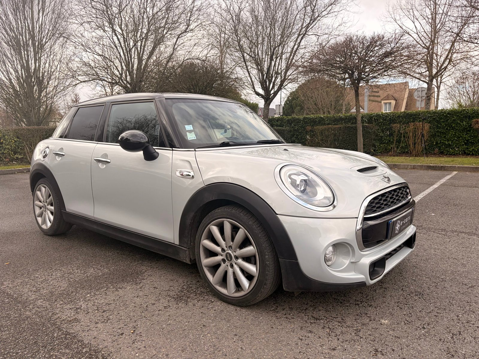 MINI MINI 3 (F55) 5 Portes Cooper SD 2.0 d 16V 170 cv Boîte auto