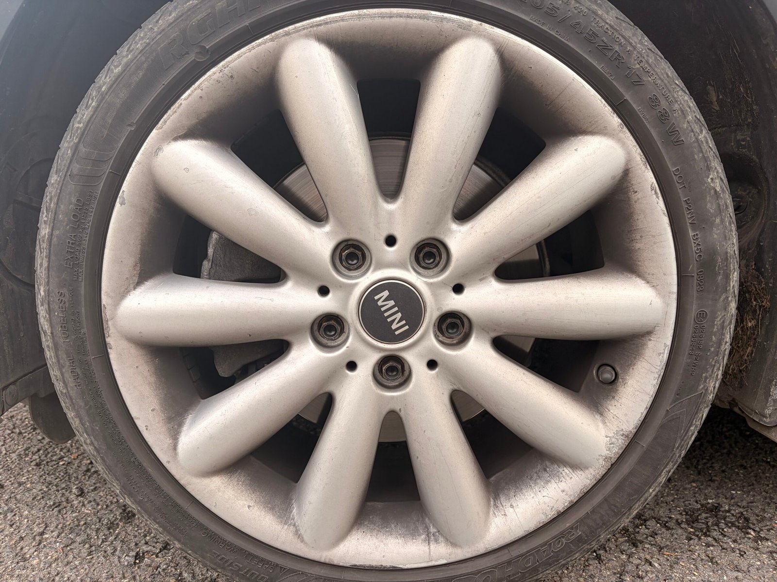 MINI MINI 3 (F55) 5 Portes Cooper SD 2.0 d 16V 170 cv Boîte auto