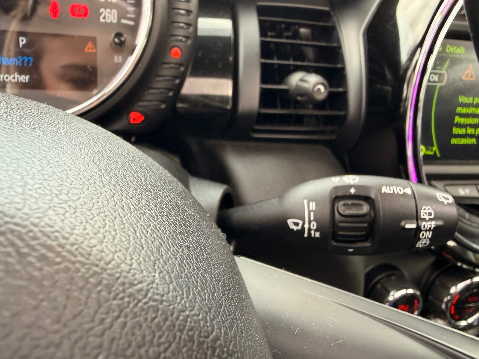 MINI MINI 3 (F55) 5 Portes Cooper SD 2.0 d 16V 170 cv Boîte auto