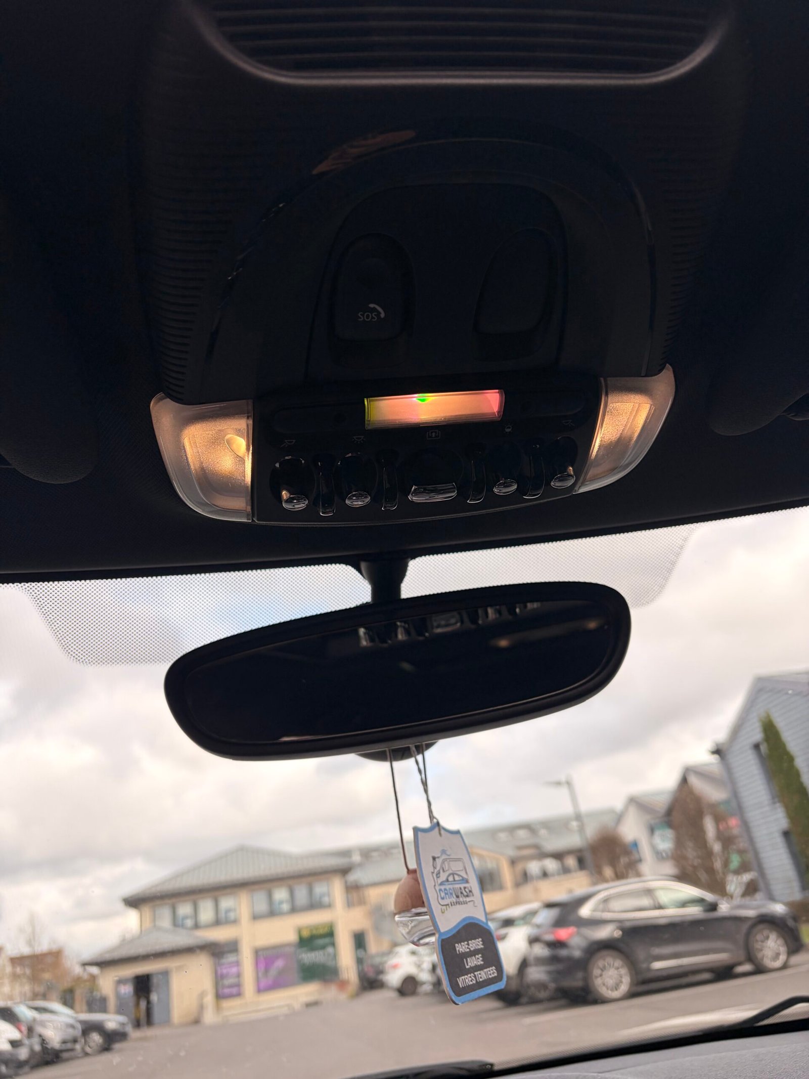 MINI MINI 3 (F55) 5 Portes Cooper SD 2.0 d 16V 170 cv Boîte auto