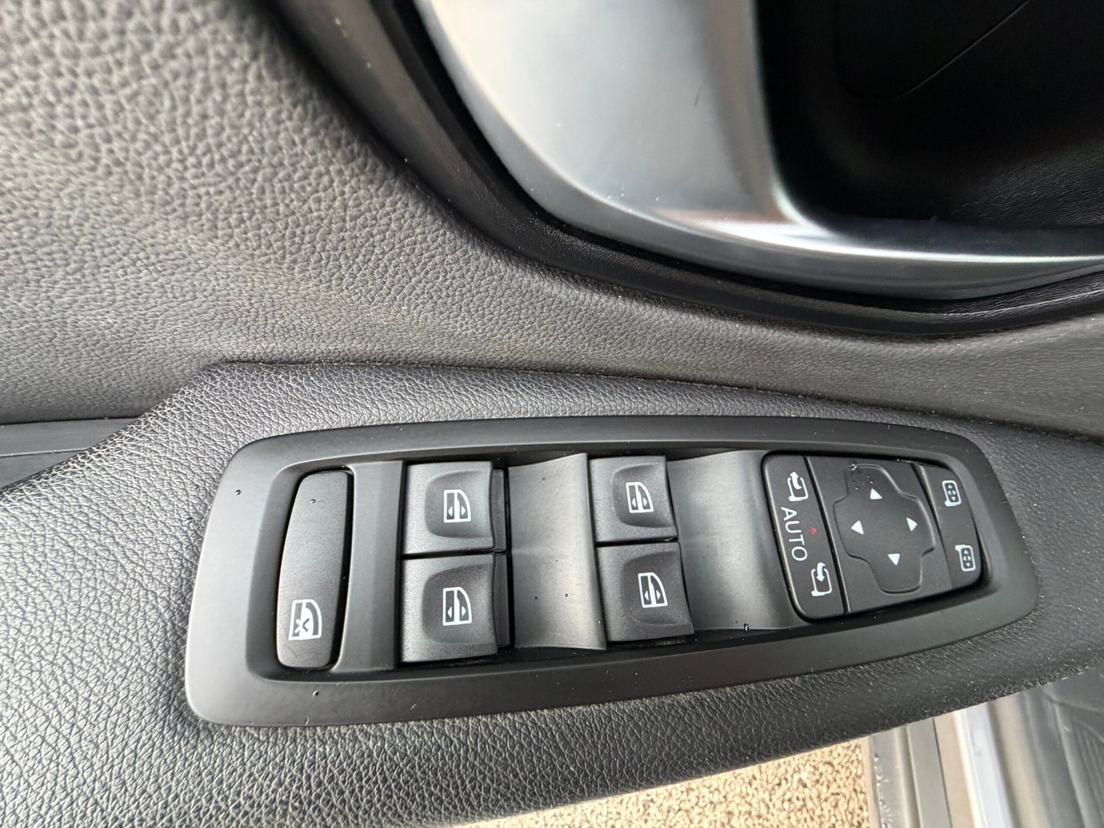 Renault Scenic 1,3tce 158ch INTENS automatique