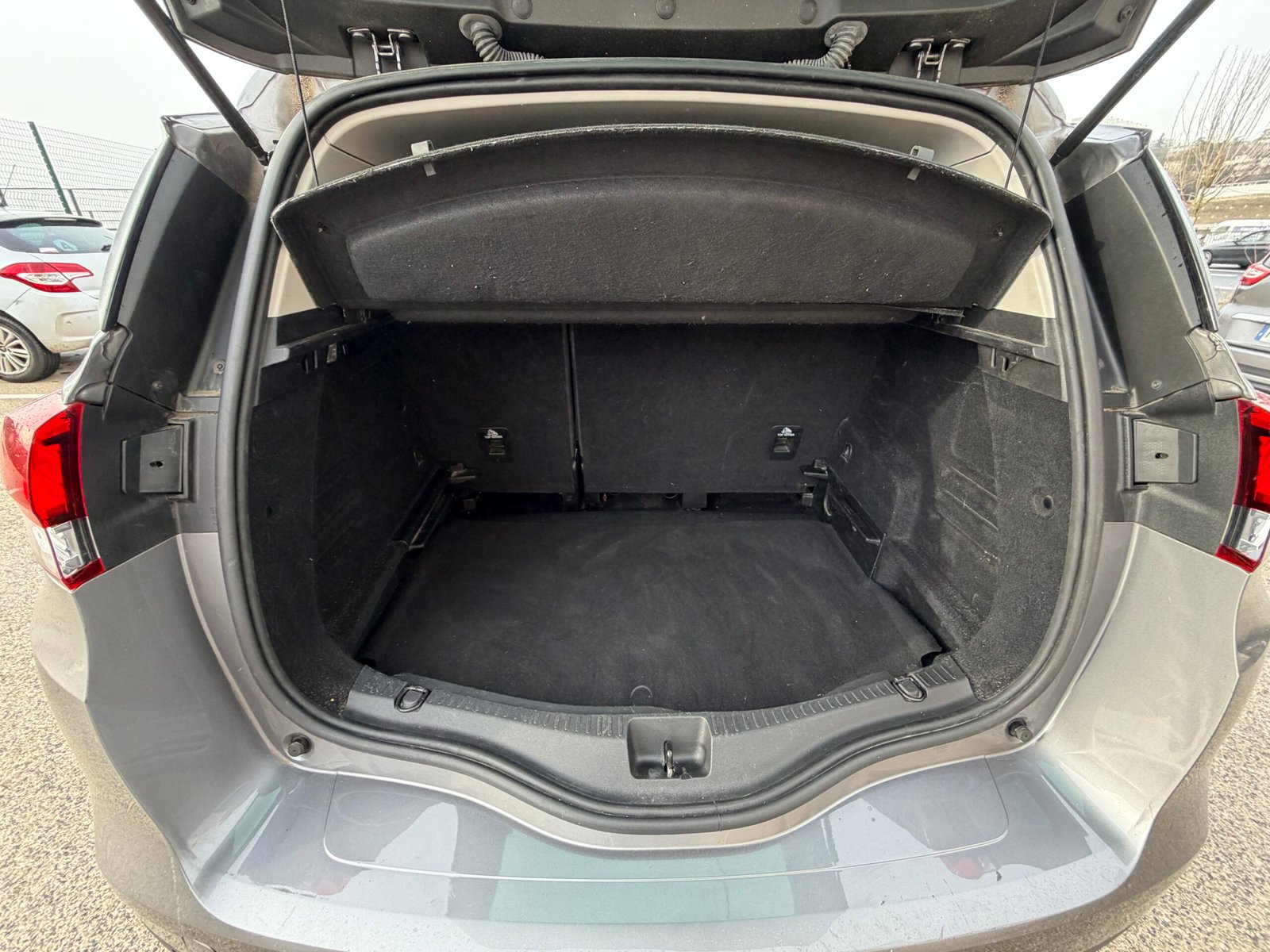 Renault Scenic 1,3tce 158ch INTENS automatique