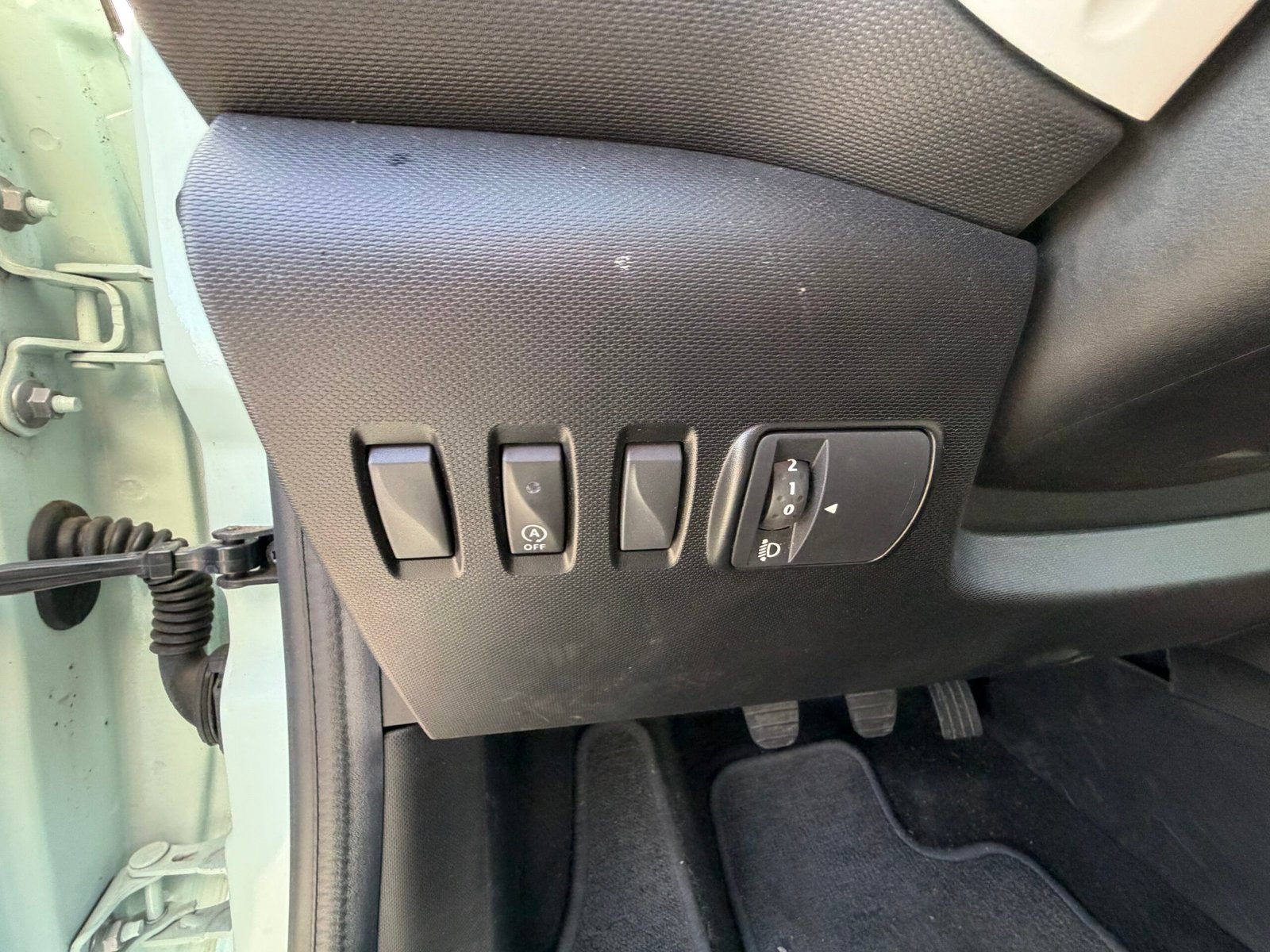 Renault twingo 3 phase 2 1,0sce 71ch